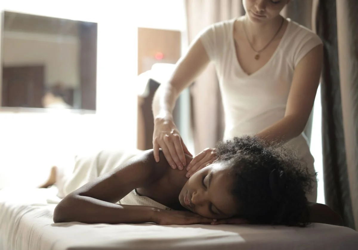 5 Ways to Make Booking a Massage Easier for Your Clients