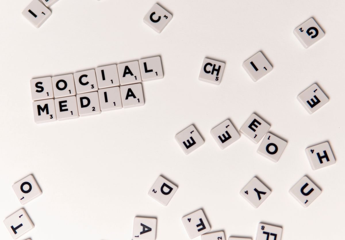 scrabble-pieces-that-spell-out-social-media.jpg