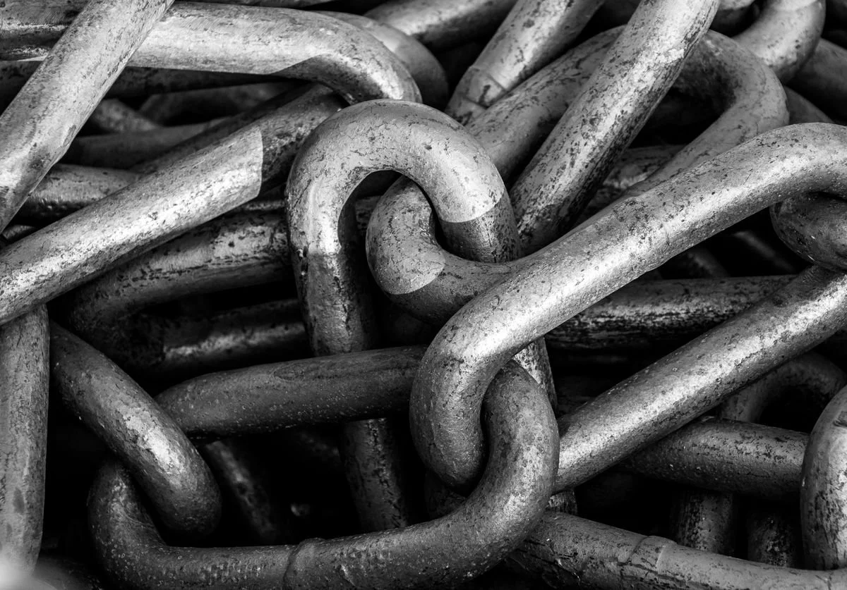 metal-links.jpg