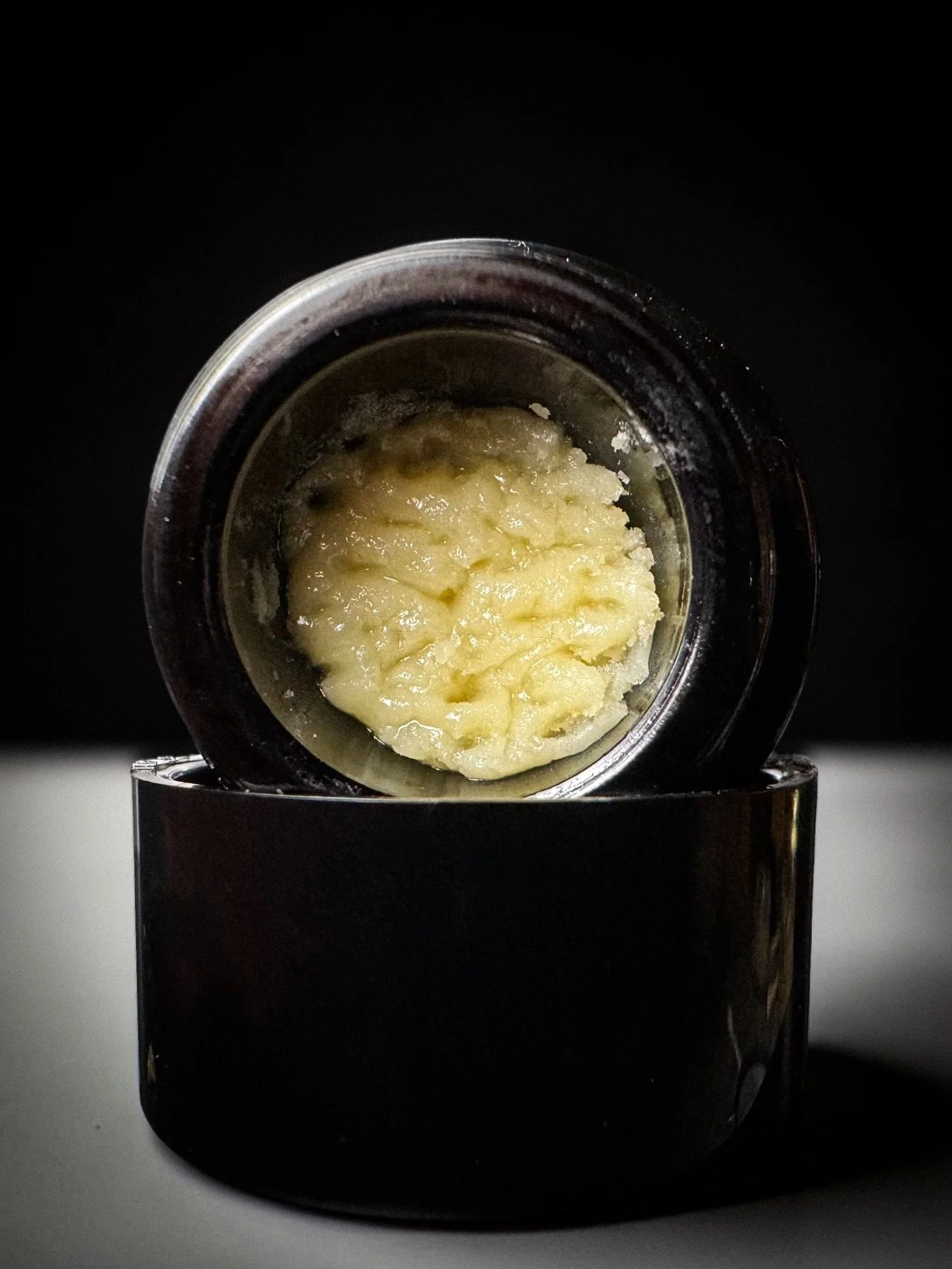 Grease Bucket - @whitelabelexotics_co 

This one a little sweeter than I expected. Off rip it&rsquo;s more in that fruity, almost creamy with the GMO kinda sitting in the background instead of punching you in the face.

Low temp it&rsquo;s pretty muc