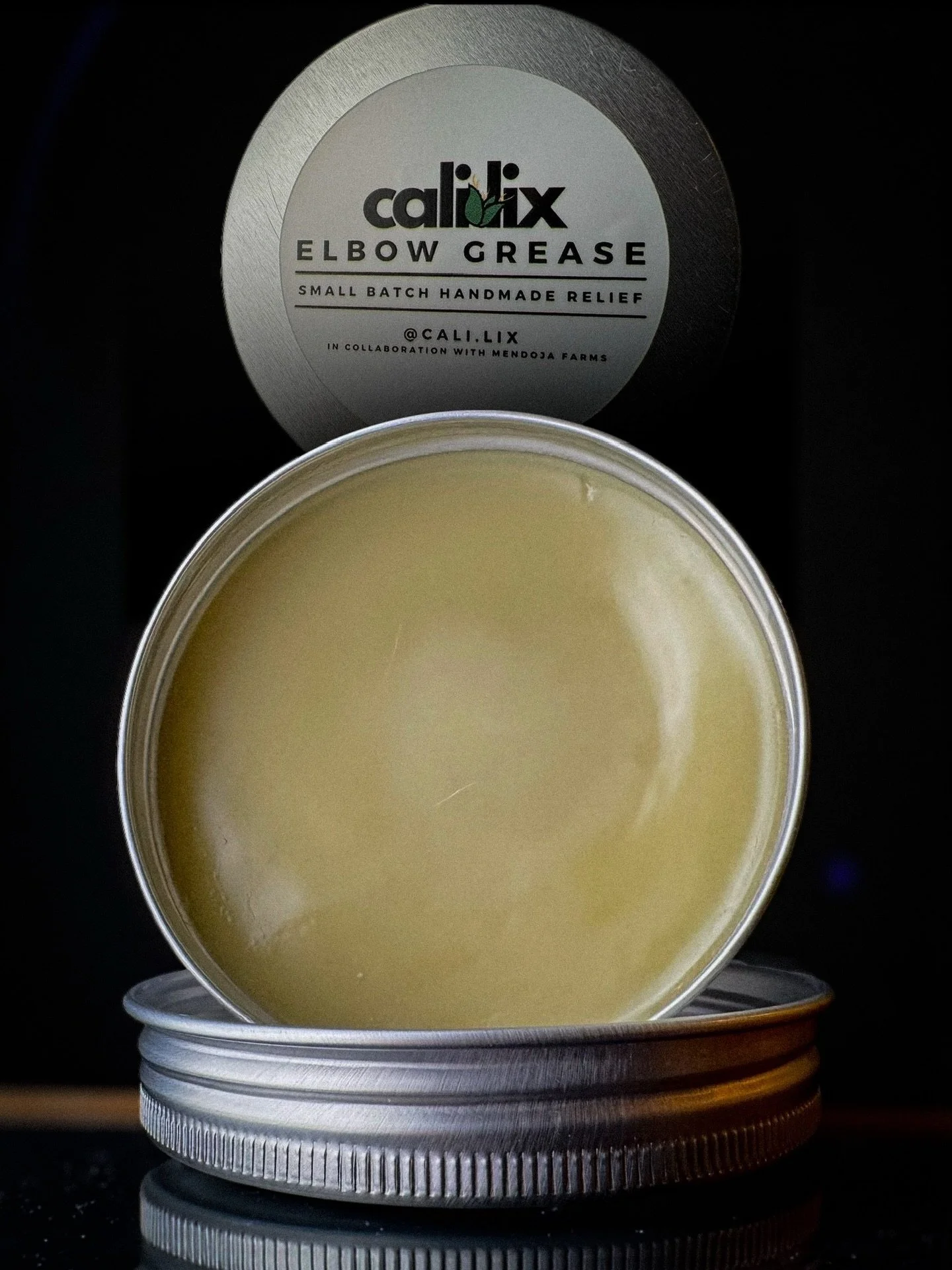 Elbow Grease (body salve) - @cali.lix (in collaboration with @mendojafarms) - Reupload

I hurt my shoulder a couple winters ago and ever since then I get this deep pain in my shoulder blade that nothing really touches. I&rsquo;ve tried otc medicine, 