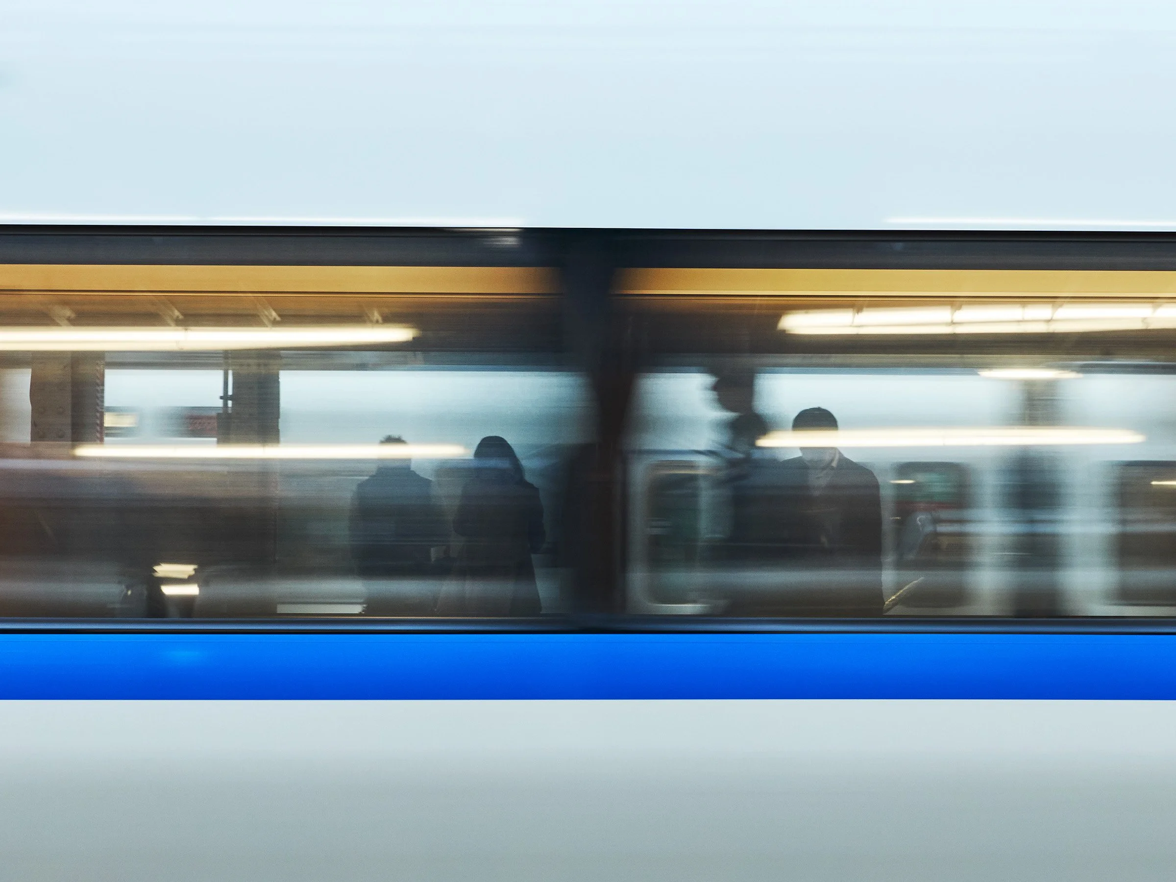 TokyoSubway-fine-art-photography-detail-jeremy-simons.jpg