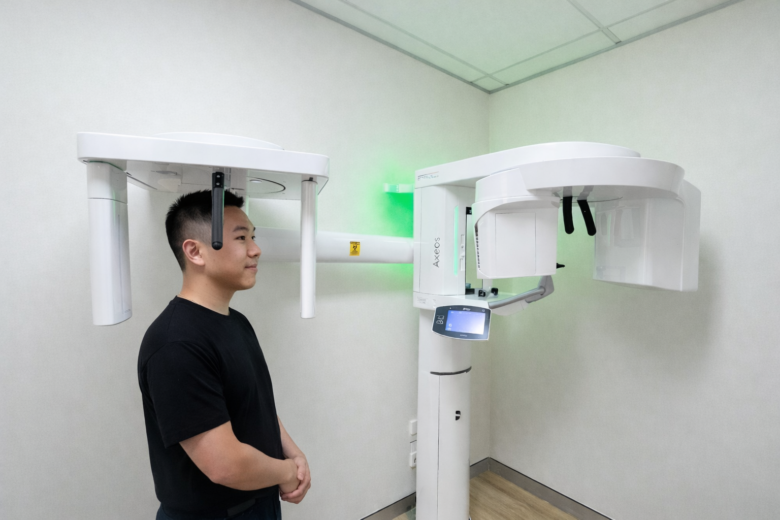 Patient having an orthodontic X-ray at Shore Orthodontics in Crows Nest before their first consultation