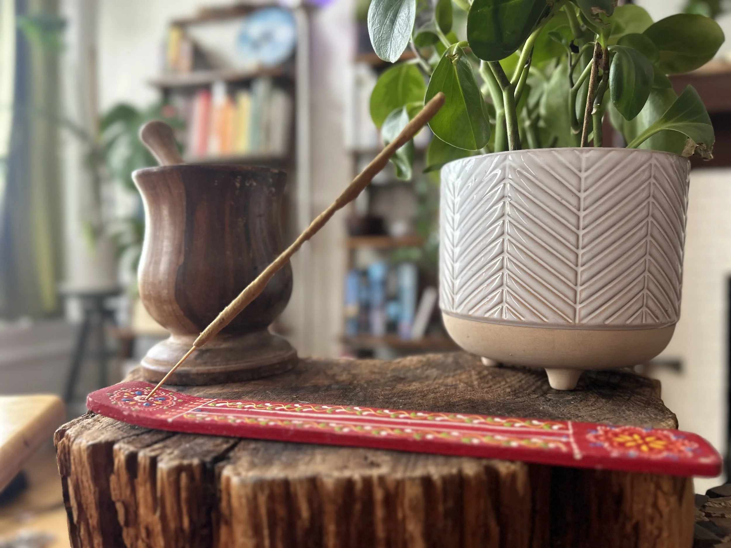 Wooden Incense Holder ꩜ Decorative