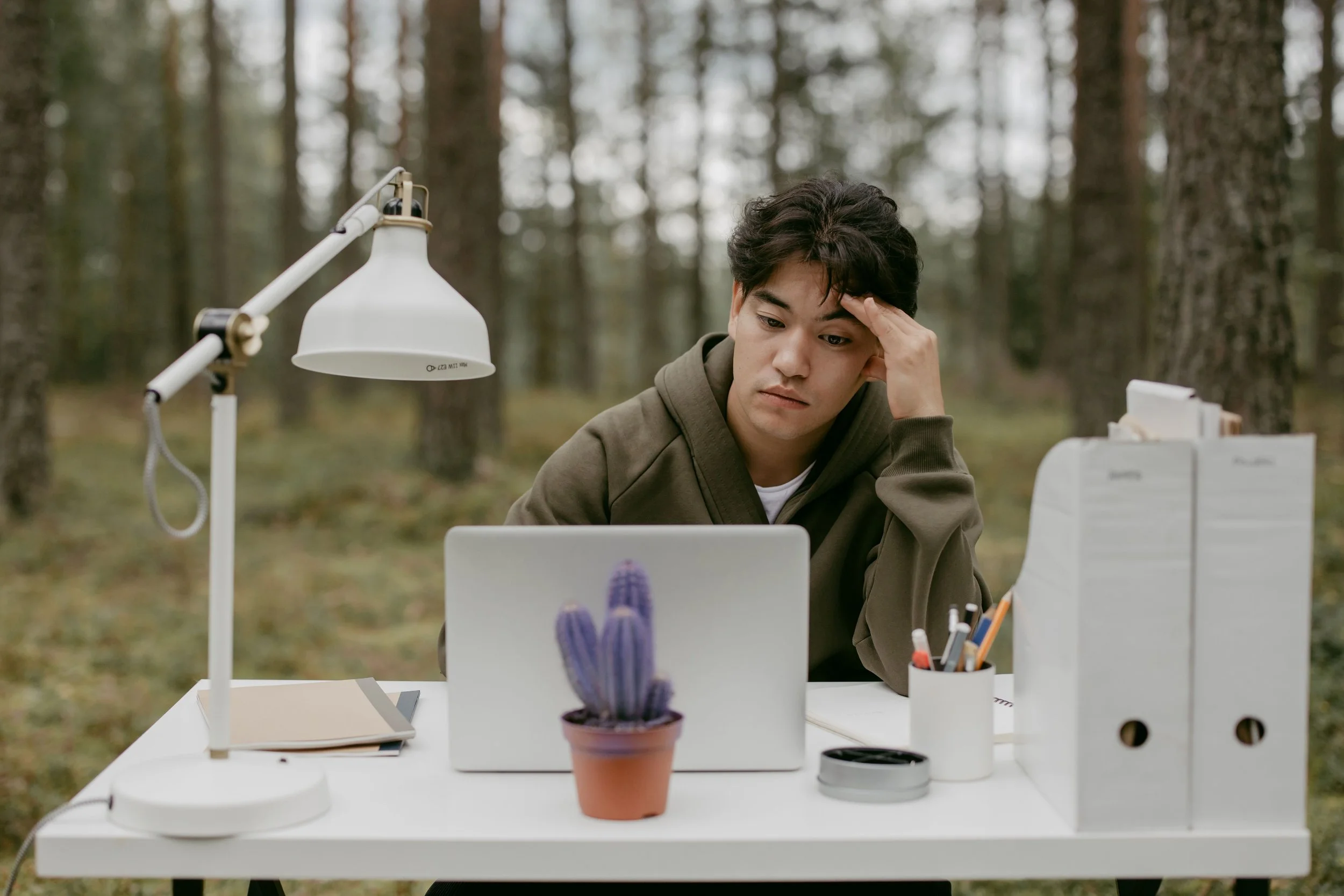 ADHD Without Medication Is Not a Compromise. Here Is What Actually Works in College.