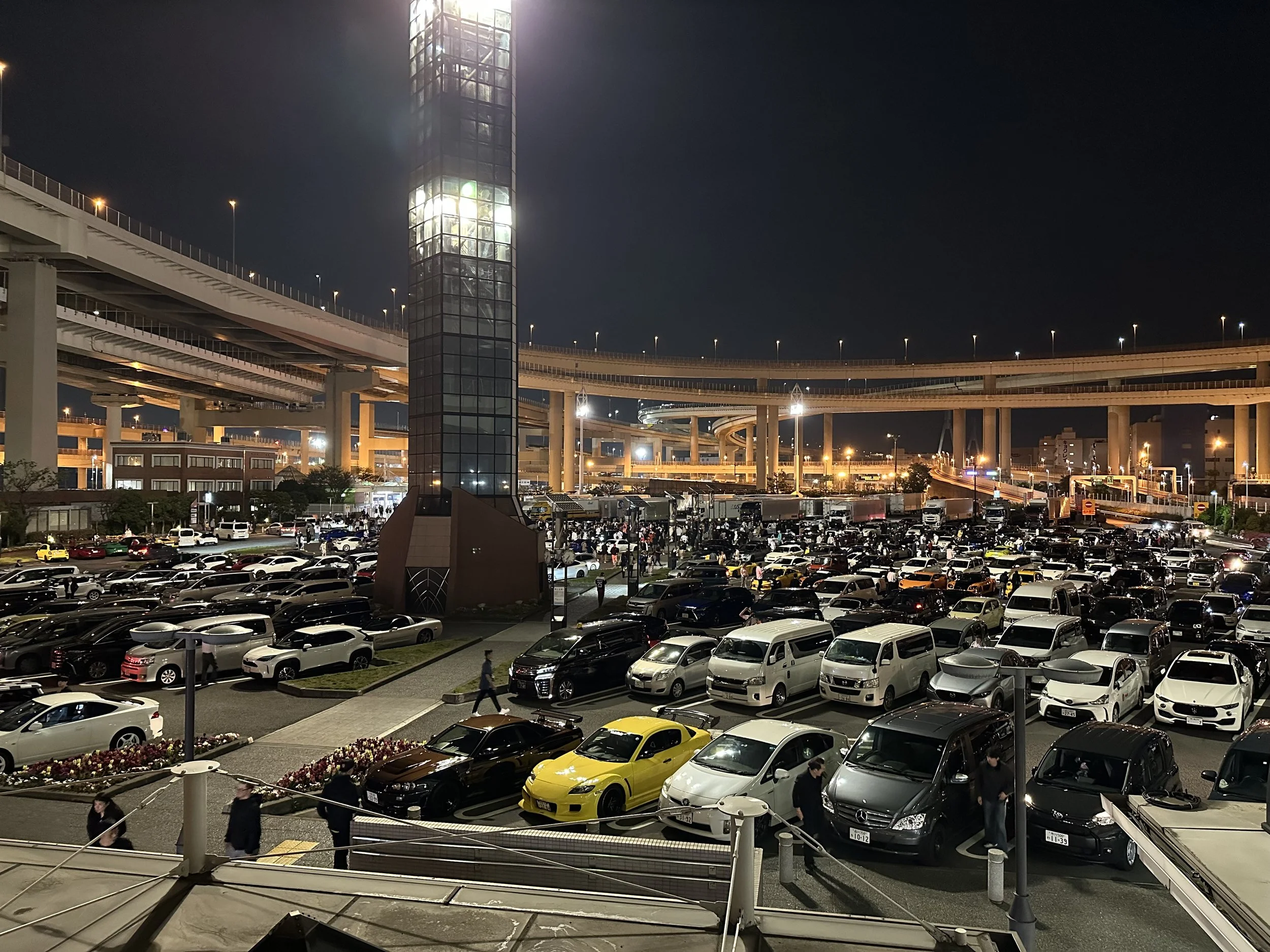 Daikoku PA : Qu’est-ce que c’est ? L’histoire du légendaire rassemblement automobile du Japon
