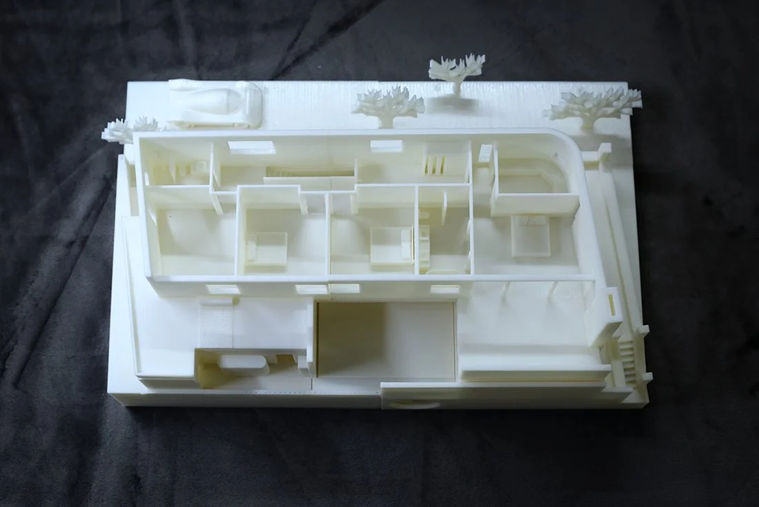 3D 프린팅으로 개별 출력 후 조립한 건축 모형