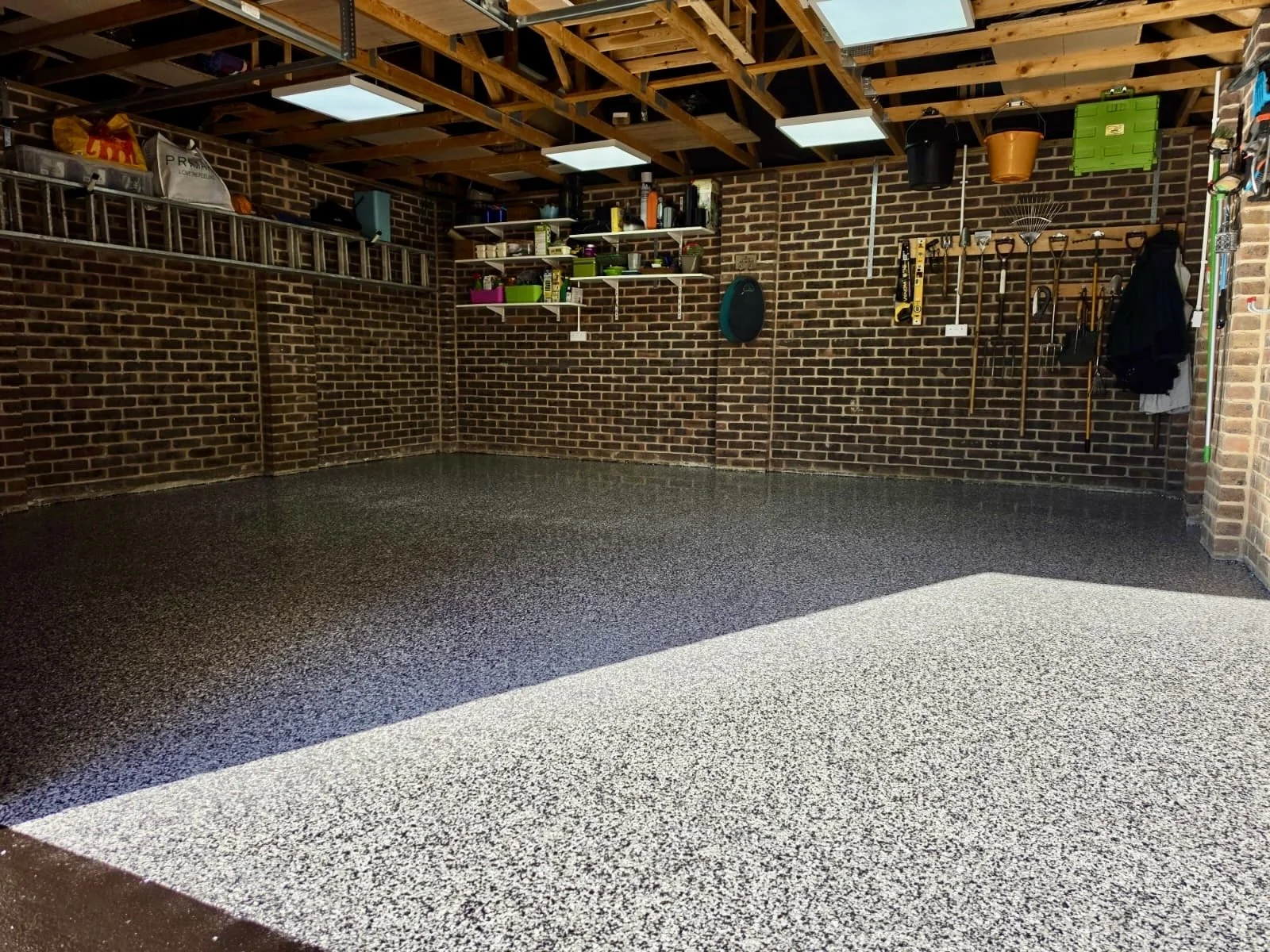 Double Garage Domino Flake System