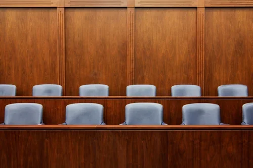 CWJ comment on The Jury: Murder Trial (Series 2) - The trial of a woman who killed her violent boyfriend