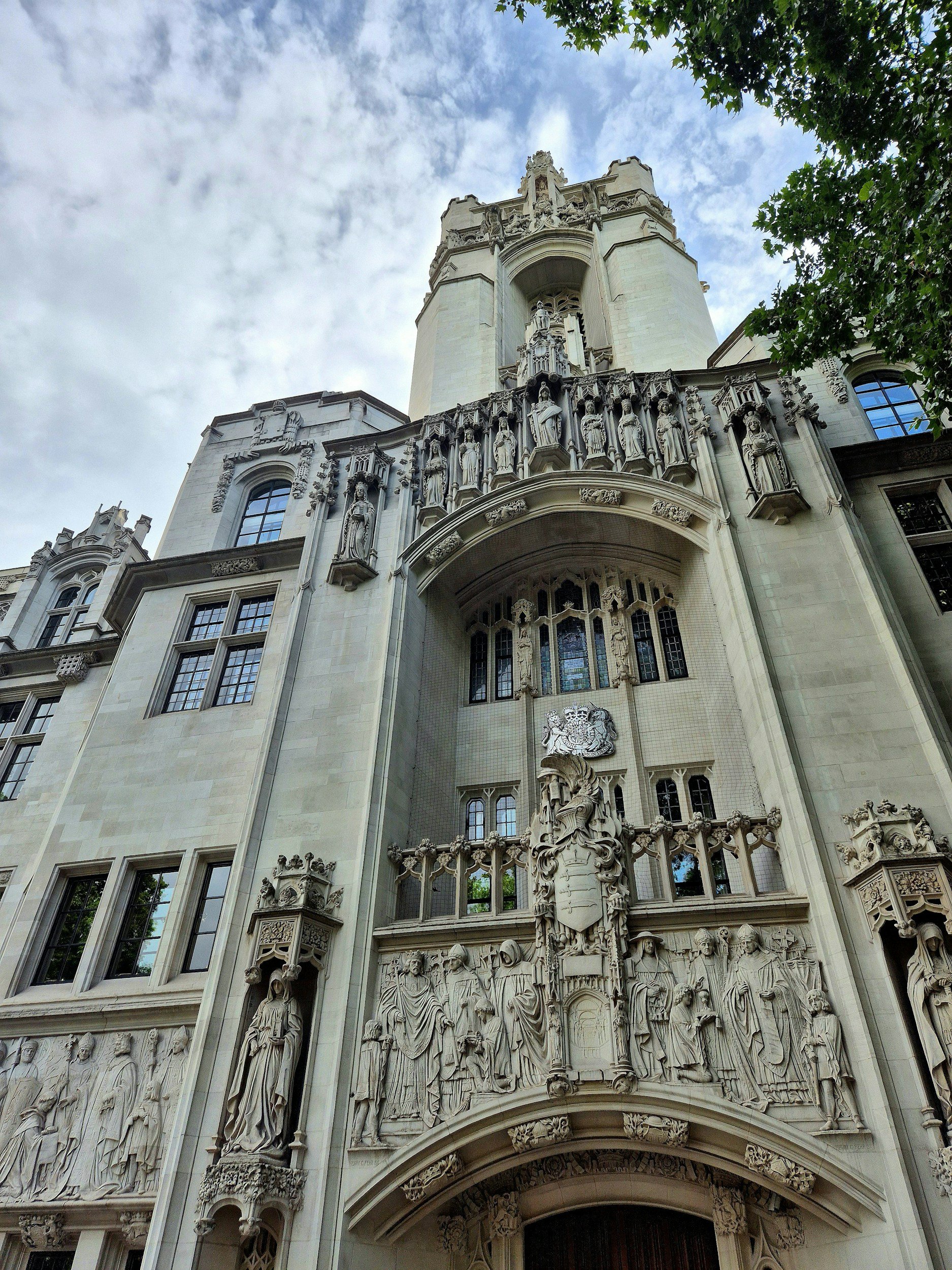Domestic abuse survivor challenges police and CPS ‘immunity’ in the Supreme Court, 21-22 October