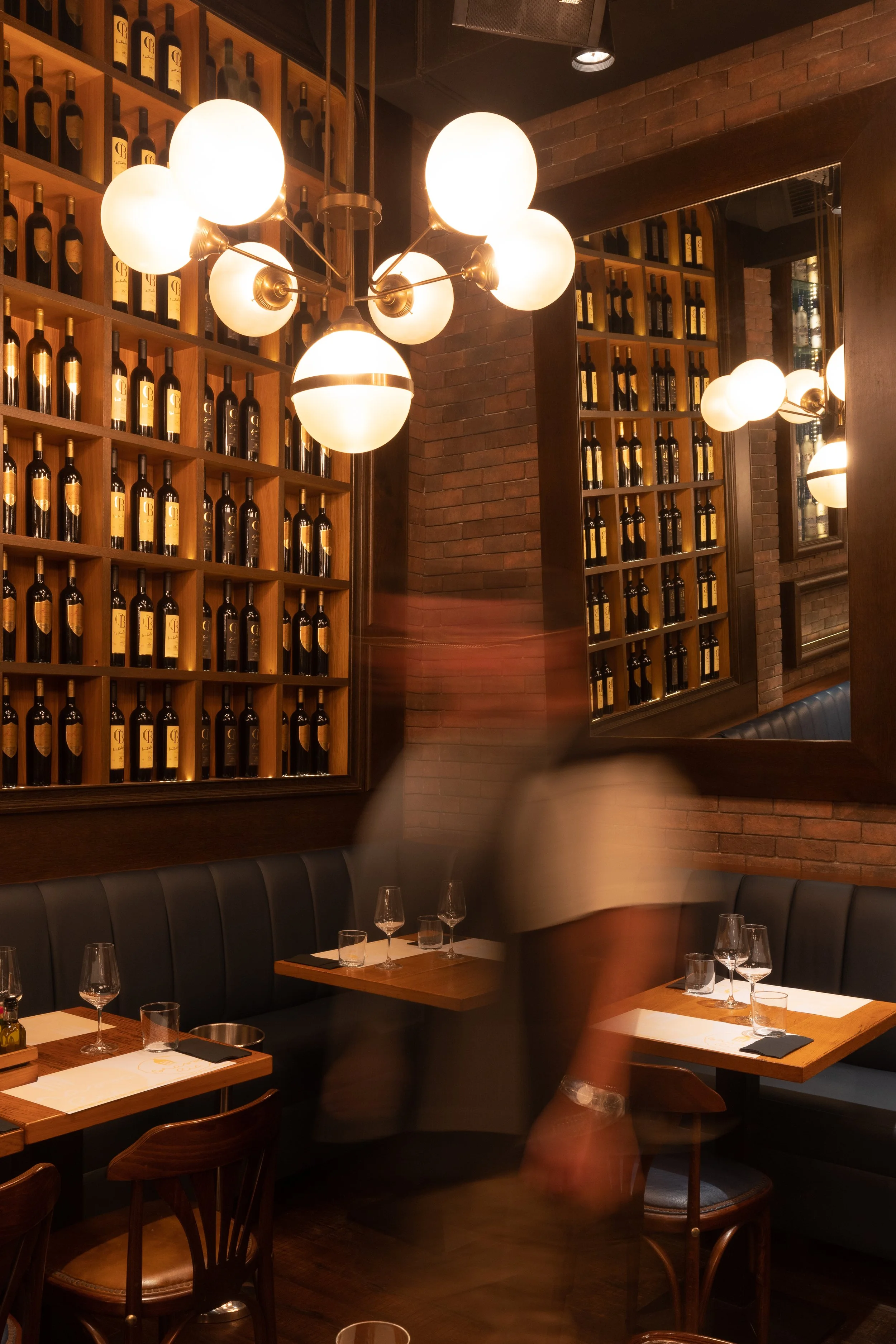Brassaria Casablanca: menu & space shots
