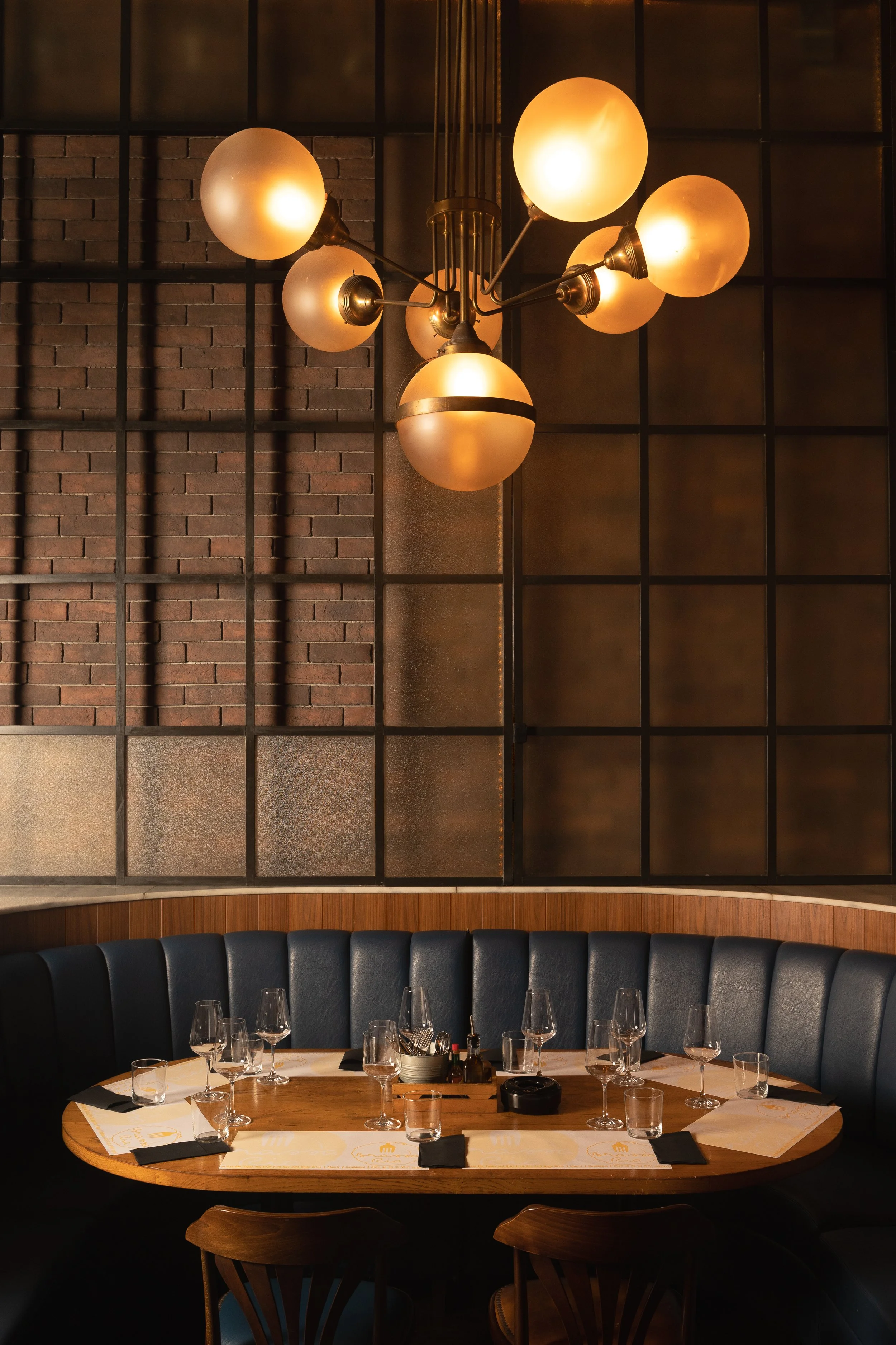 Brassaria Casablanca: menu & space shots