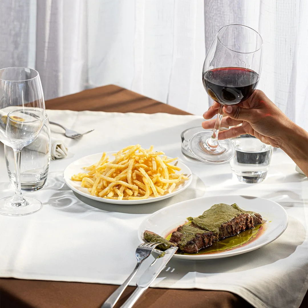 Relais de Paris - menu & space shots