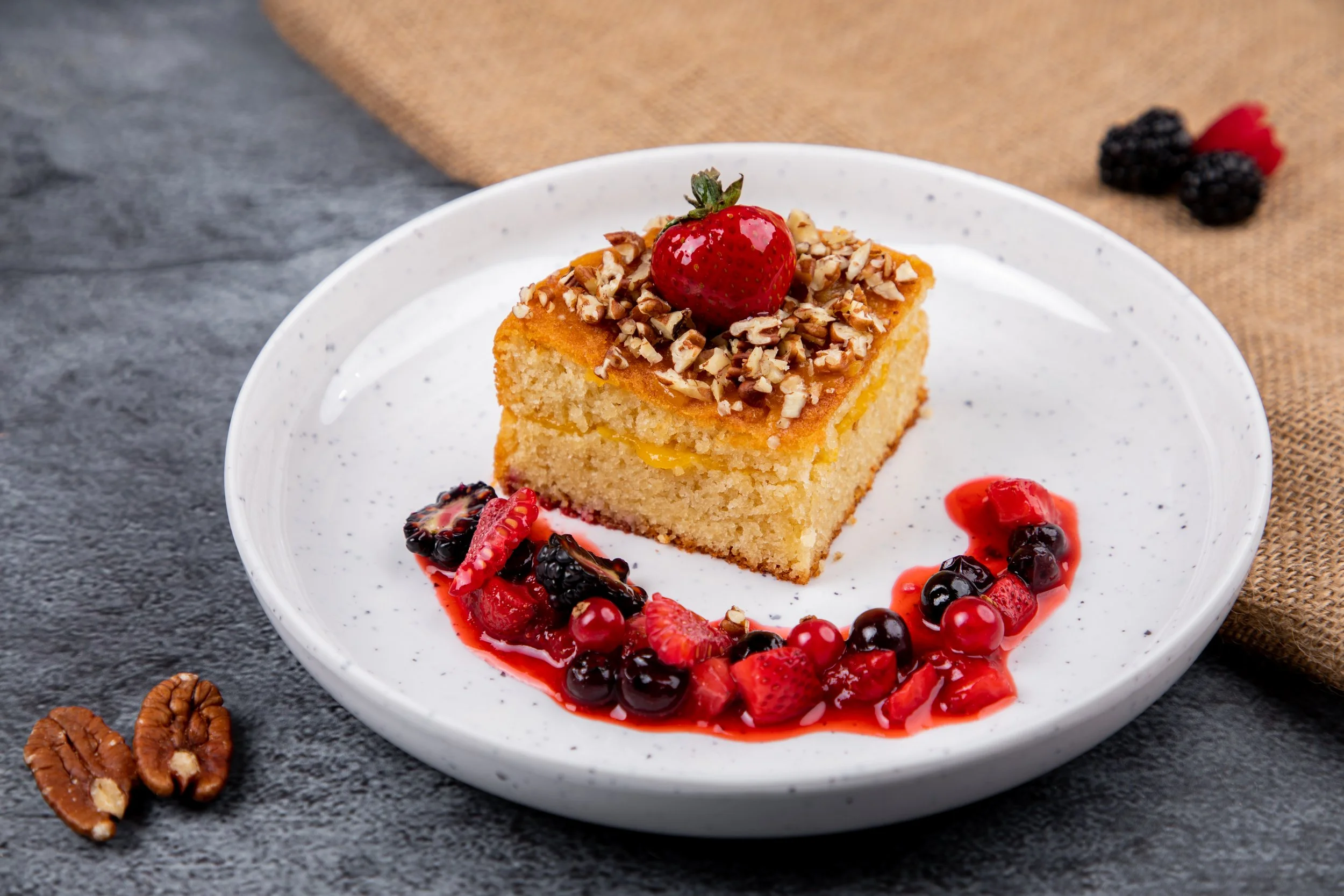 Azur Cafe Al Raha_Pecan almond vanilla cake-266.JPG