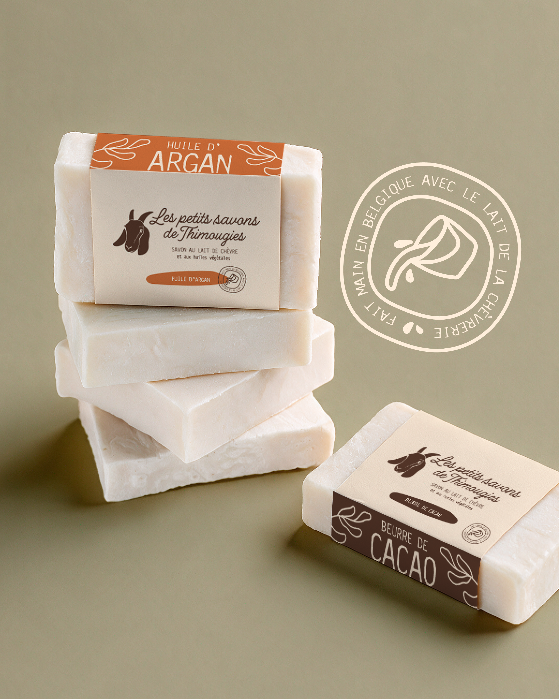 Design illustré à la main d'etiquette desavon au lait de chevre fait main pour une ferme