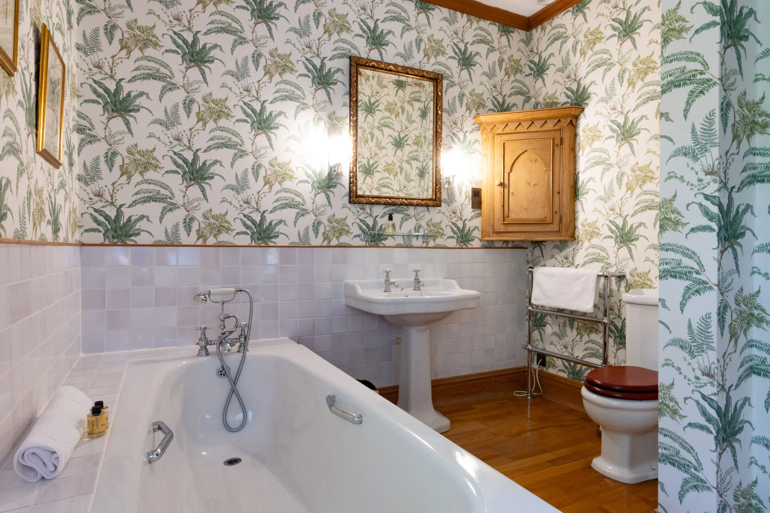 Creag Bhalg - Interiors-40.jpg