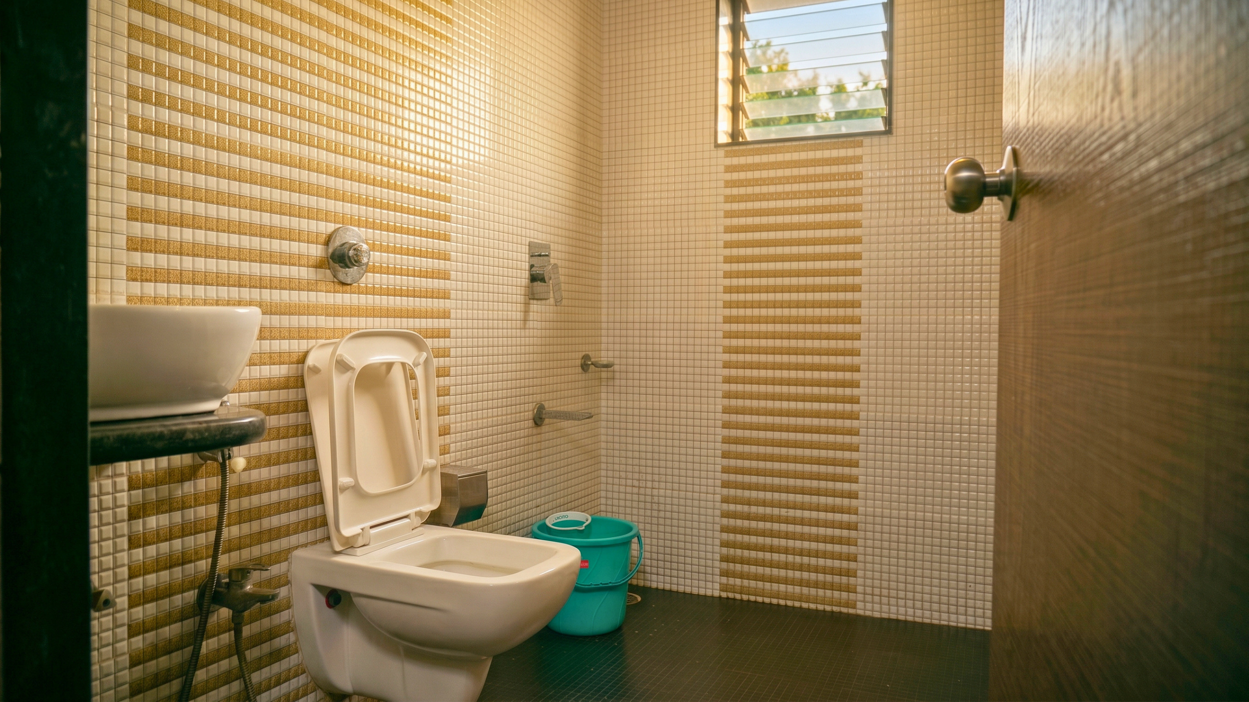 stayalore-shalimar-villa-4bhk-private-pool-villa-lonavala