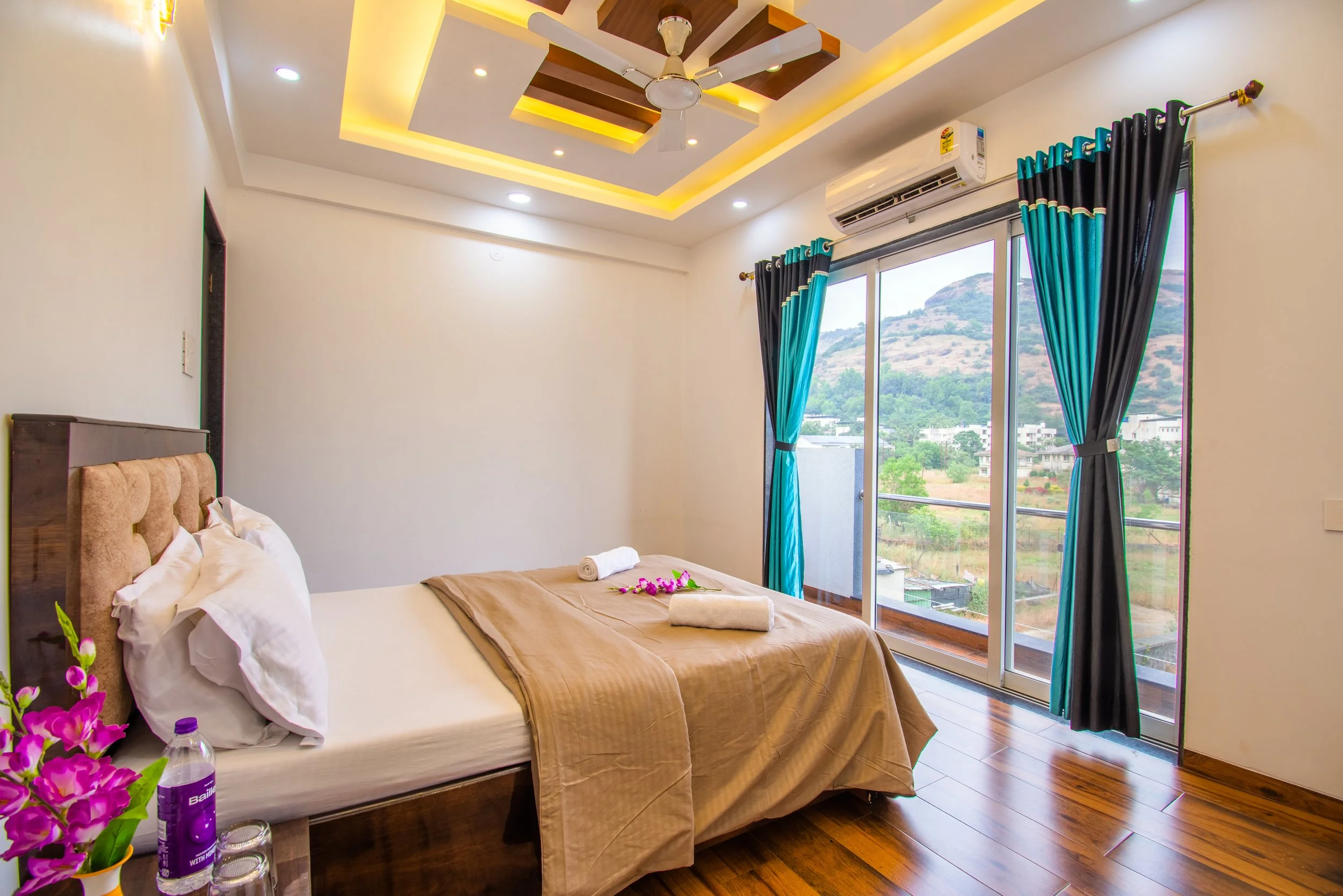 stayalore-mountain-view-villas-lonavala-18.JPG
