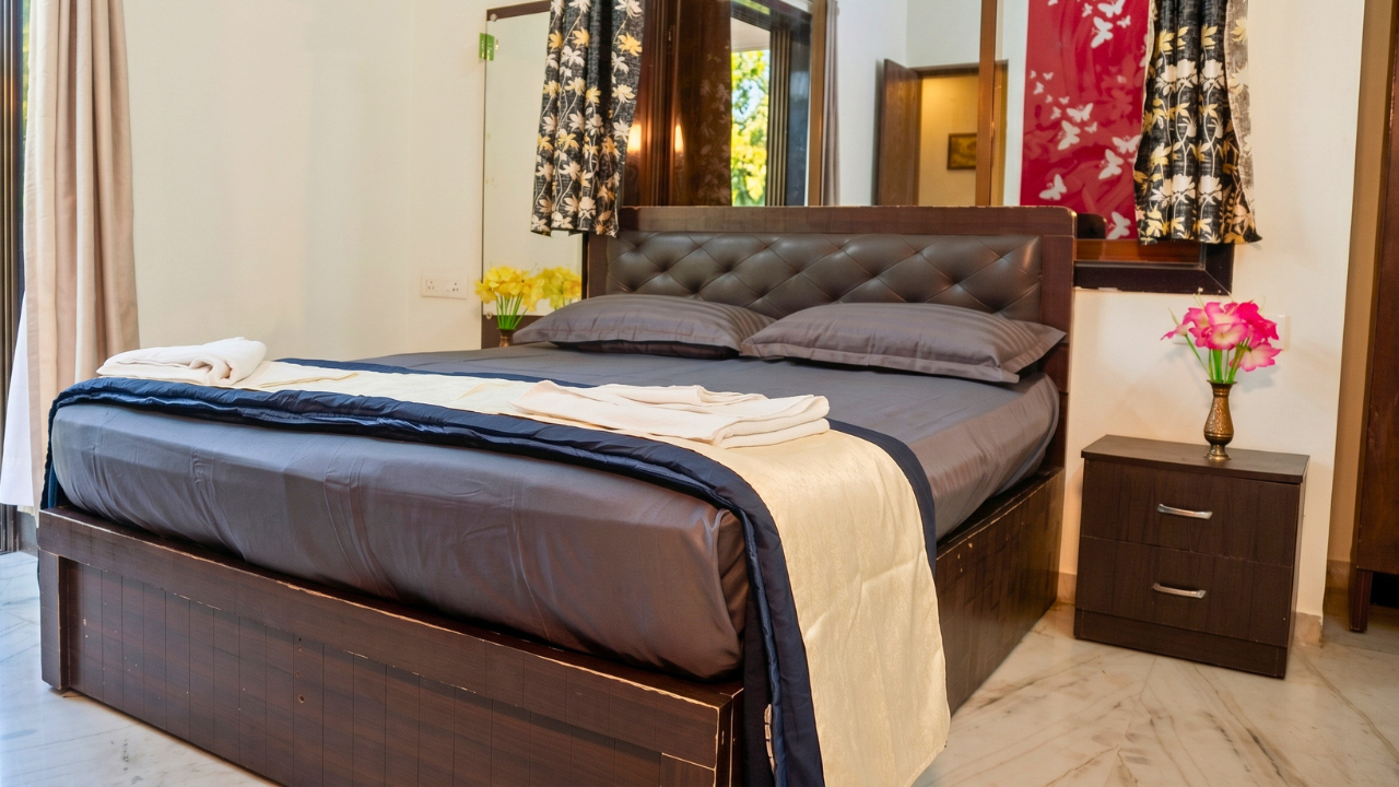 stayalore-shalimar-villa-4bhk-private-pool-villa-lonavala