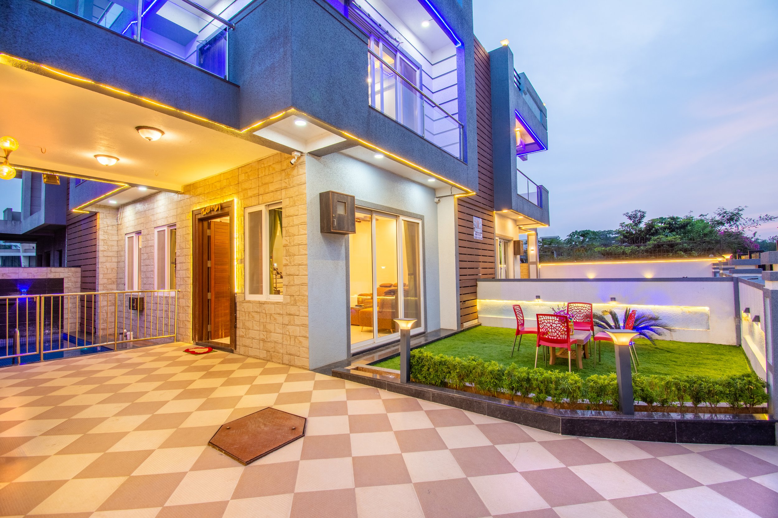 stayalore-mountain-view-villas-lonavala-8.jpg