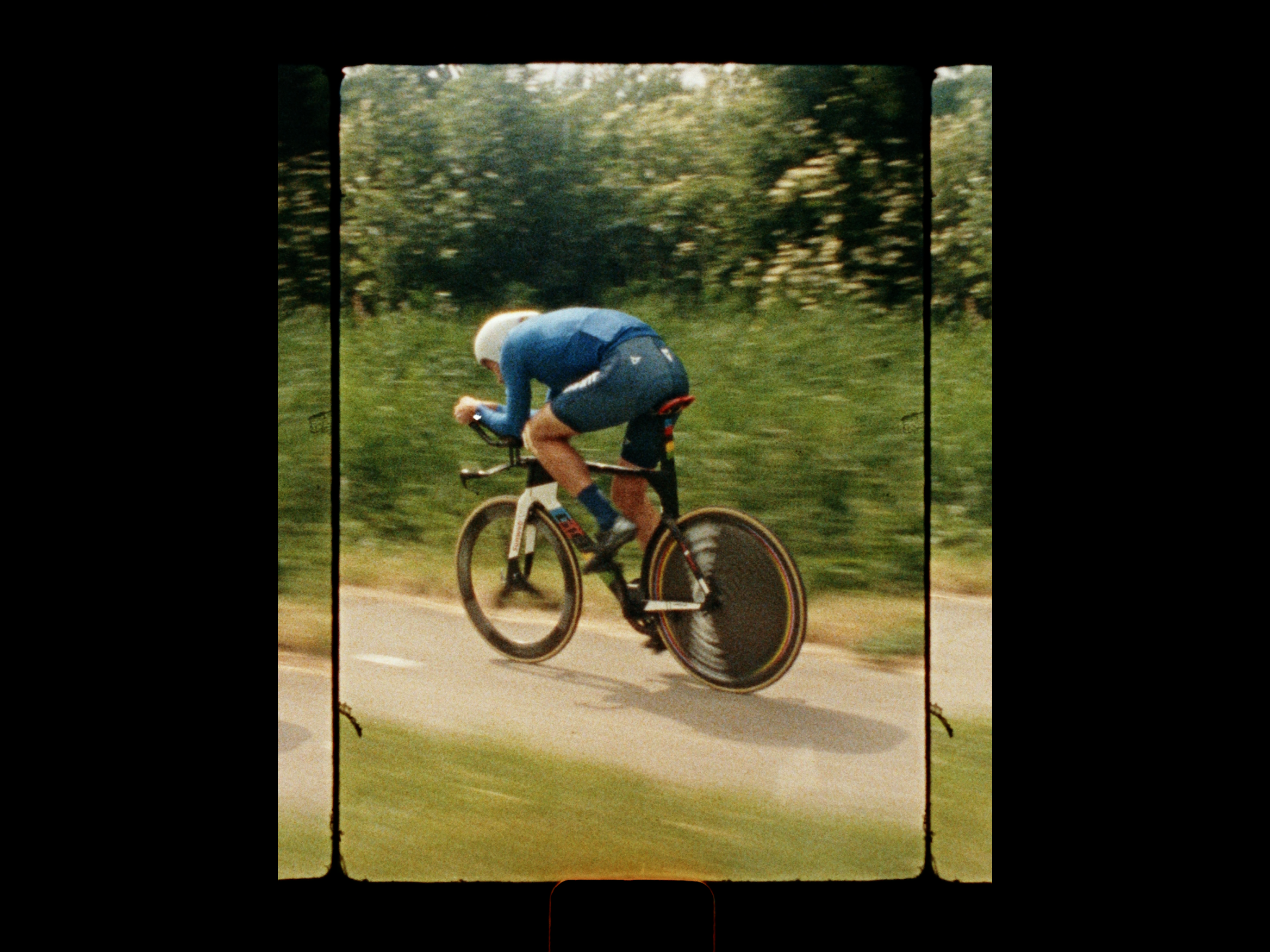 TOM2 SUPER8 4X3.PNG