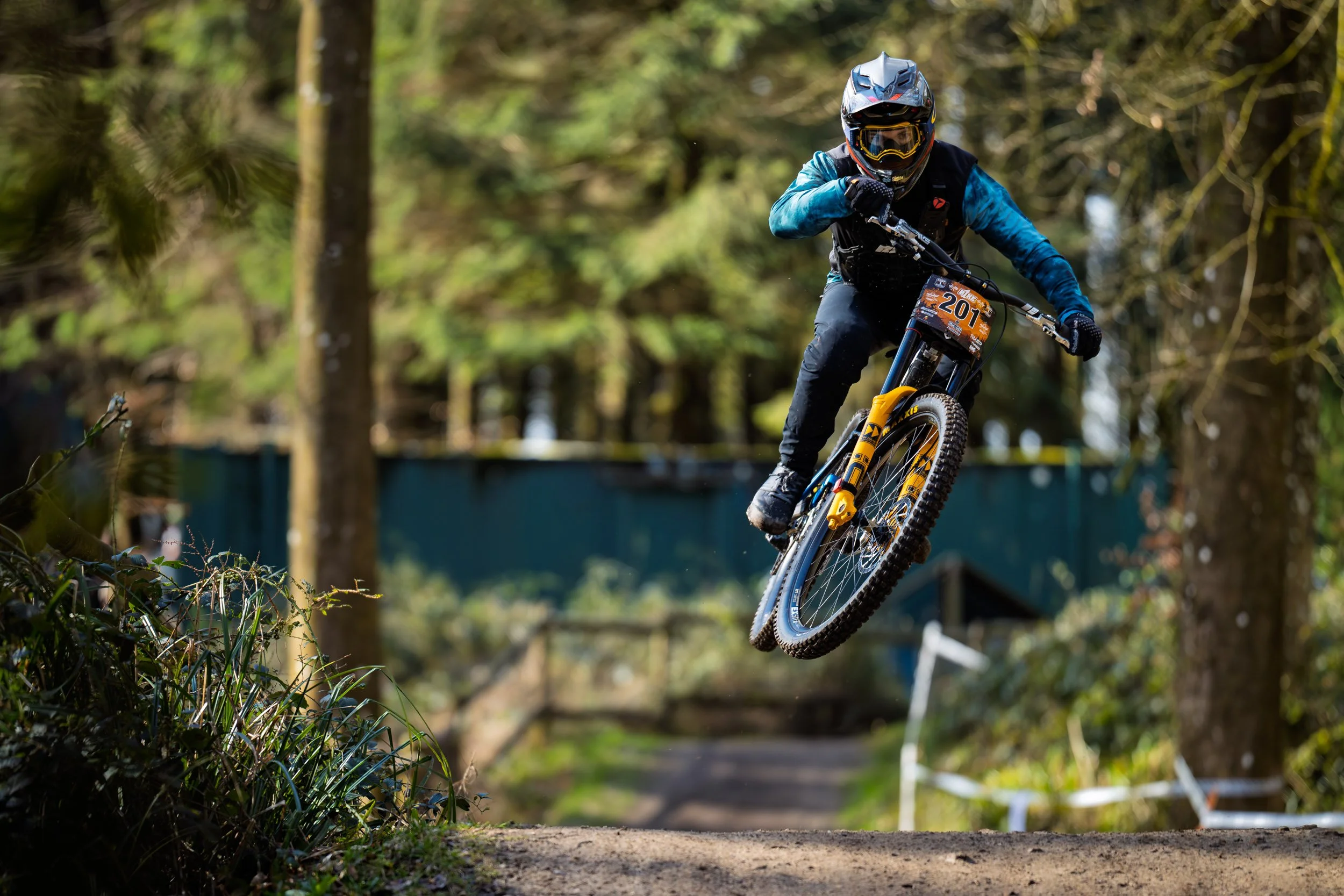 Race 9 - Root1 Downhill #1 Windhill