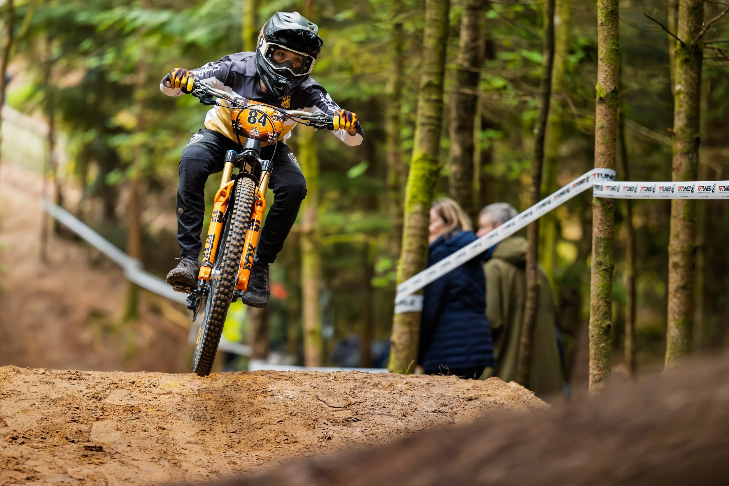 Race 15 - B1KE Downhill #2 Rogate