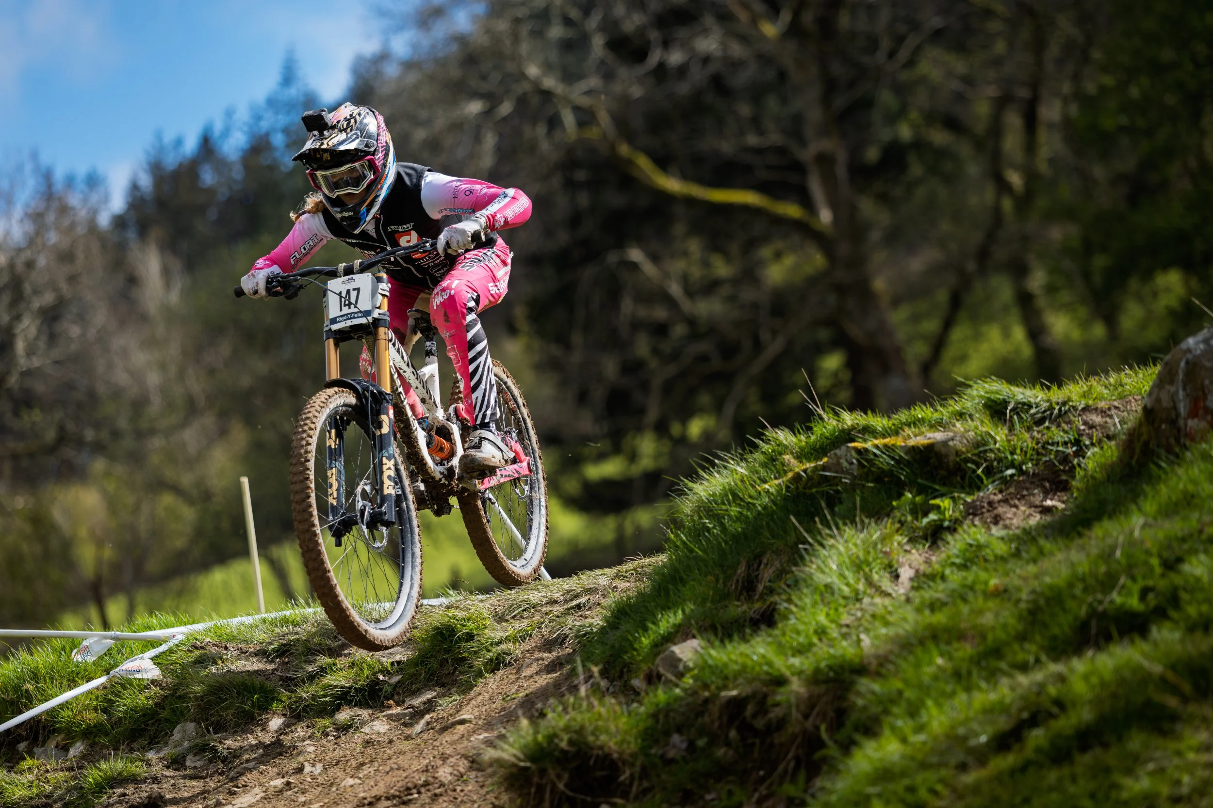 Megan Horne_16_3077_Rhyd_@hi-jinksphotography.jpg