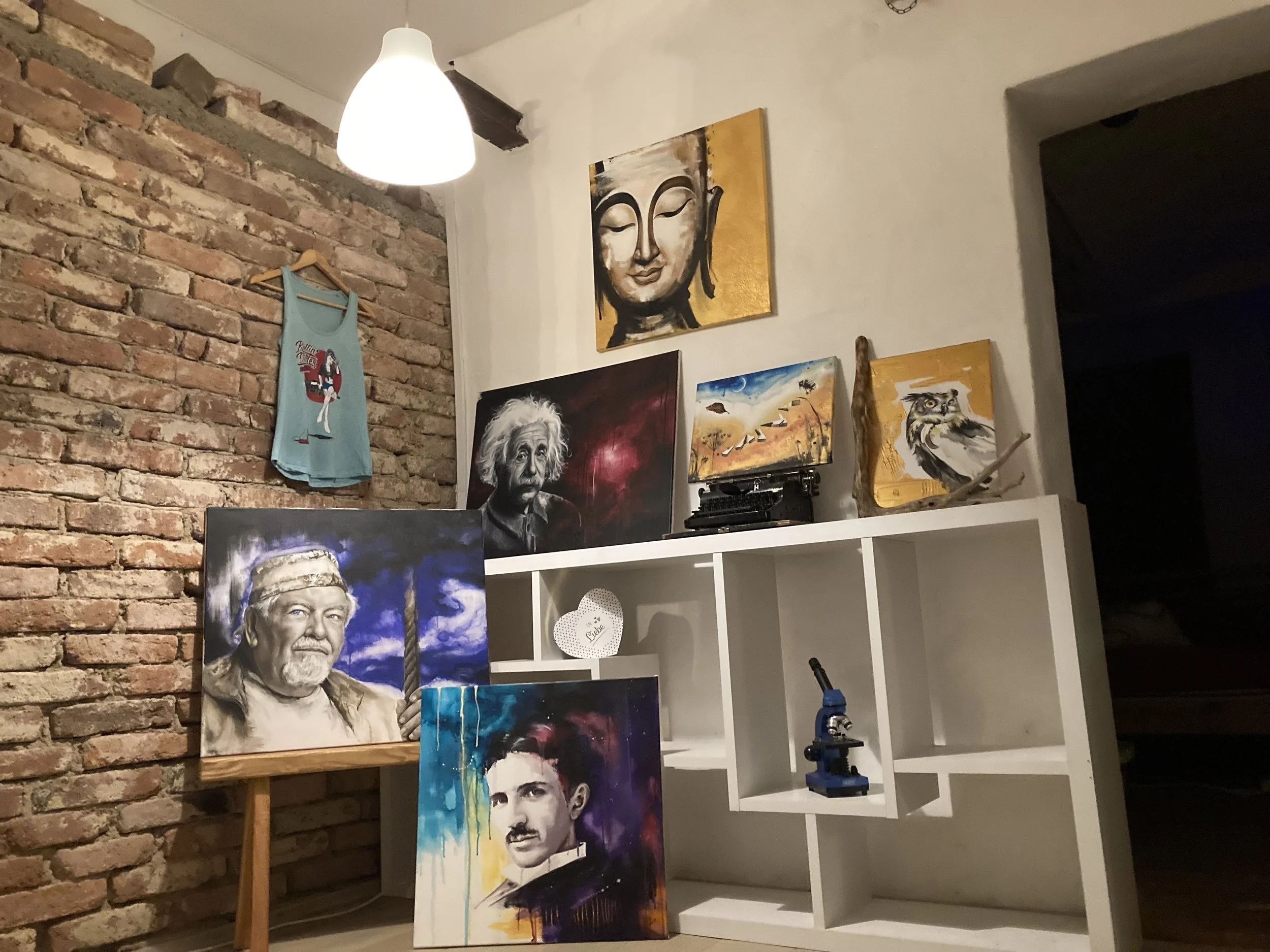 WERKE / Acryl auf Leinwänden / © Jennifer Perauer