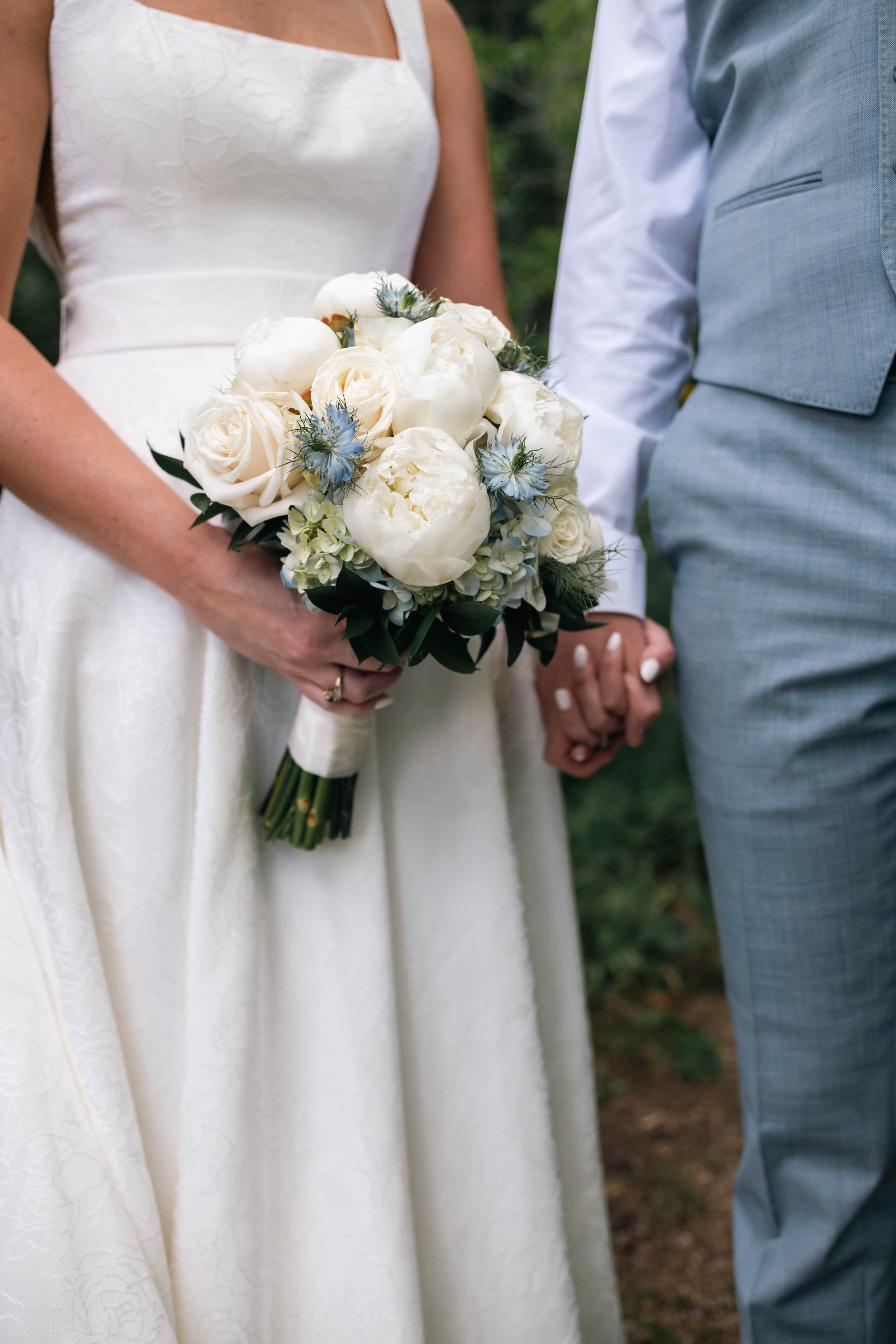 Detail shot of floral arrangements at an outdoor wedding in Albuquerque New Mexico