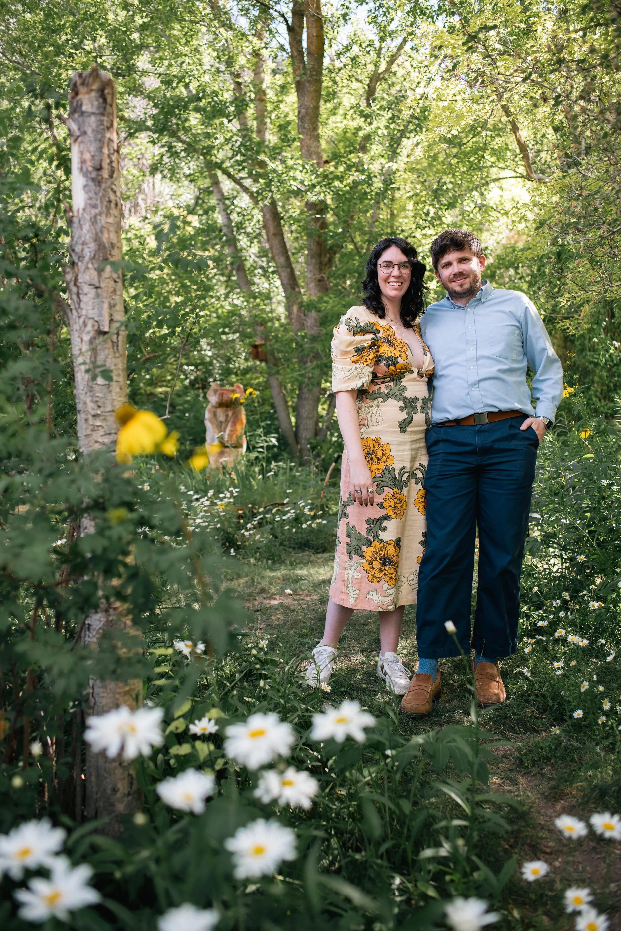 Portrait of two wedding guests at an outdoor celebration in Albuquerque New Mexico