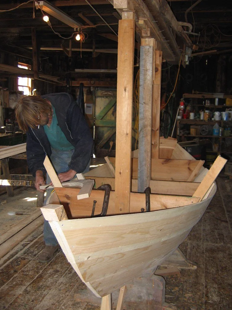 building-lil-sister-1_6009041322_l.jpg
