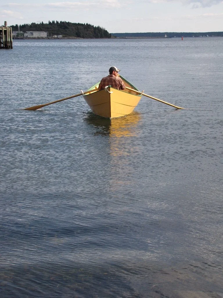 handline-dory-from-bow_4427502982_l.jpg