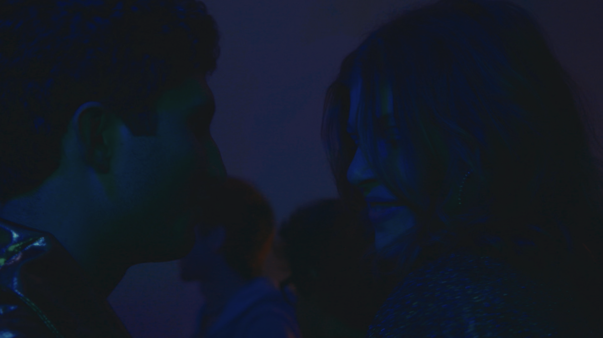 (DIRECTED) I FEEL LOVE
