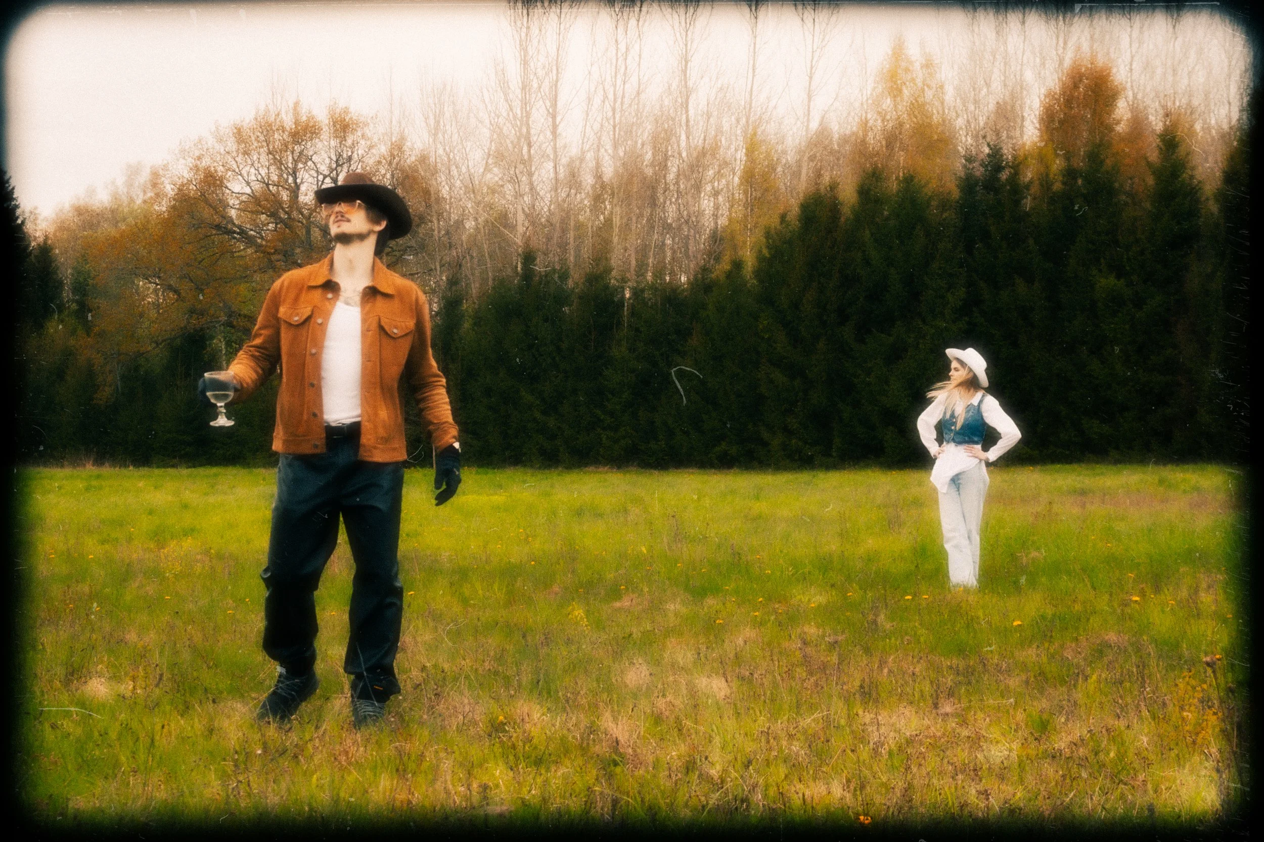 Gabriel_y_Patricia-Corazones_Salvajes-©NamejsValters-02.05.2025-11.jpg