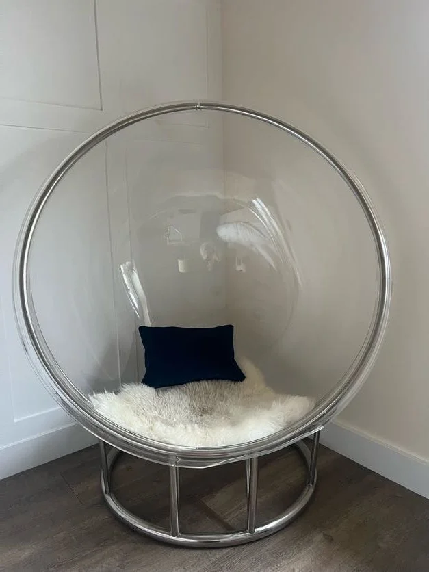 kelly hoppen egg chair