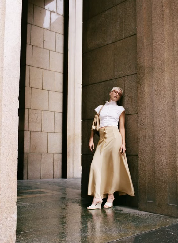 Stuart Weitzman Promo Codes (2026): How to Save Big on Luxury Shoes &amp; Handbags