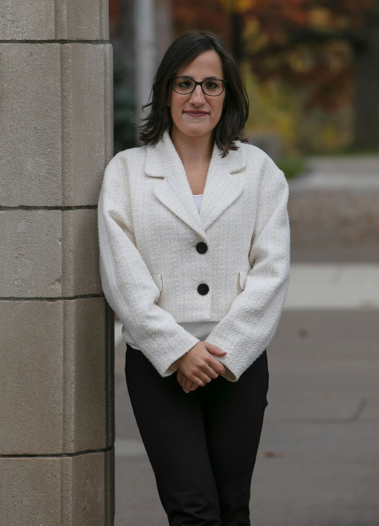 Jessica Koury  is a Certified Clinical Trauma Professional, I work with individuals experiencing complex trauma, dissociation, suicidal thoughts, violence-related experiences, anxiety, and sports performance concerns