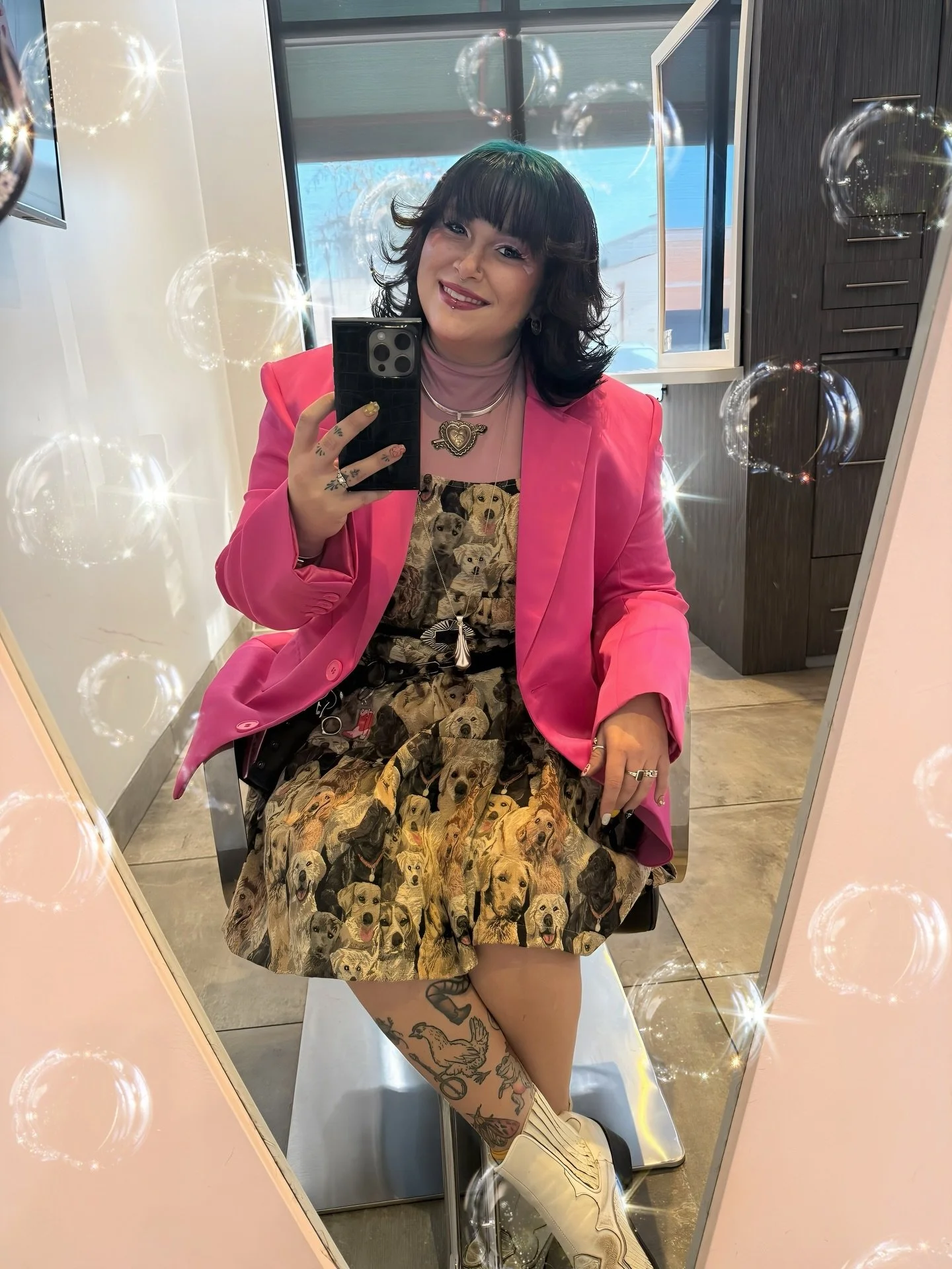 Happy Valentine&rsquo;s Day to all of my lovely clients and friends! Always remember, there is no purer love than from a DOG and your HAIRSTYLIST! 💕💕💕 I&rsquo;m here for you, babes!