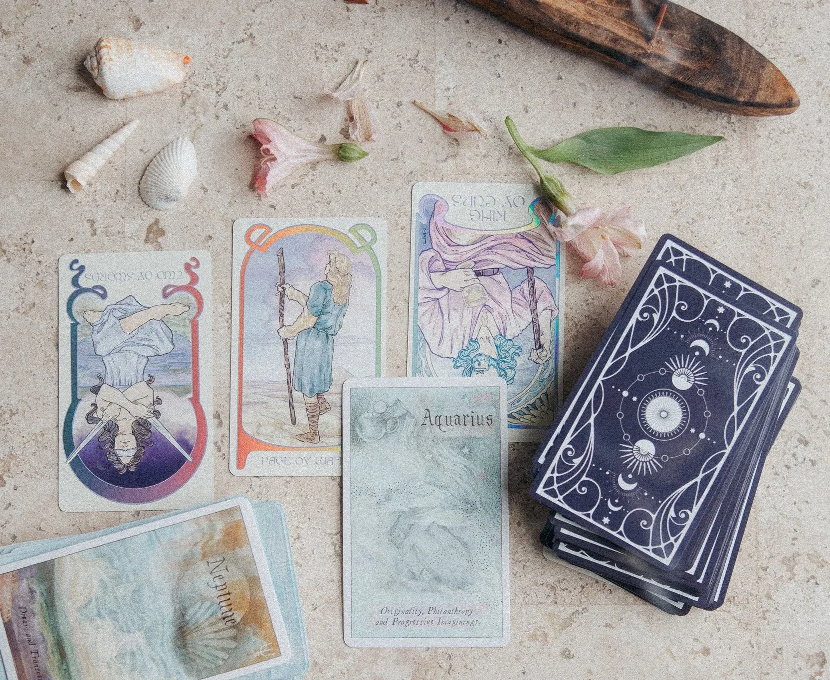 The Right Questions To Ask a Tarot Reader.