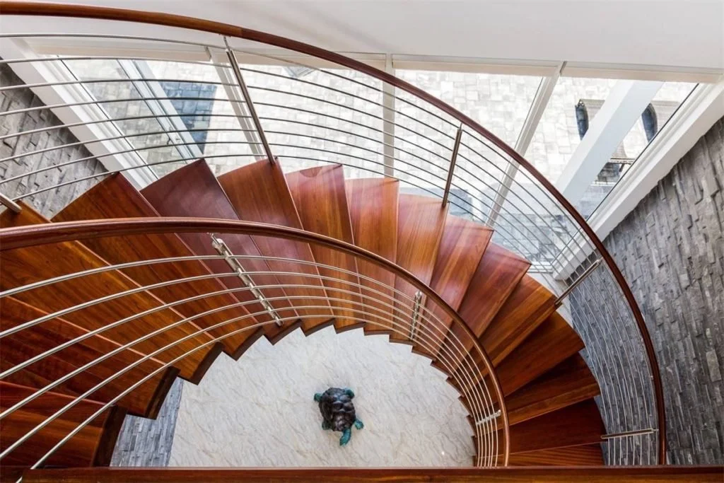 Curved Staircase Hamilton 2.jpeg