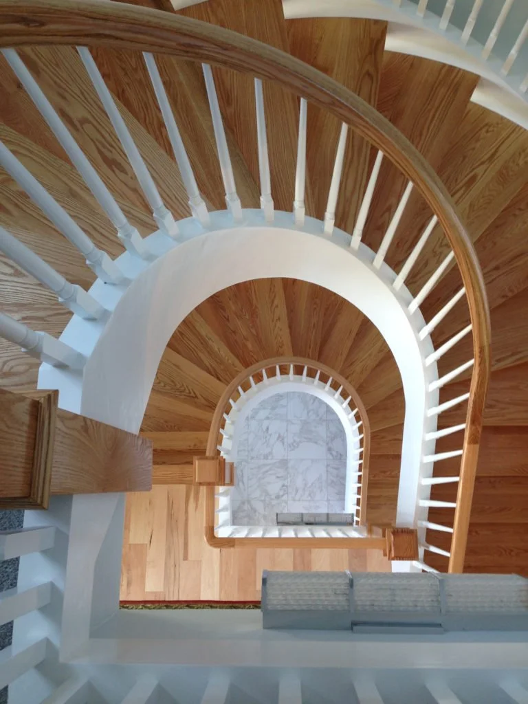 Hamilton Stair Curved Stair with 6010 rail and 5015 balusters