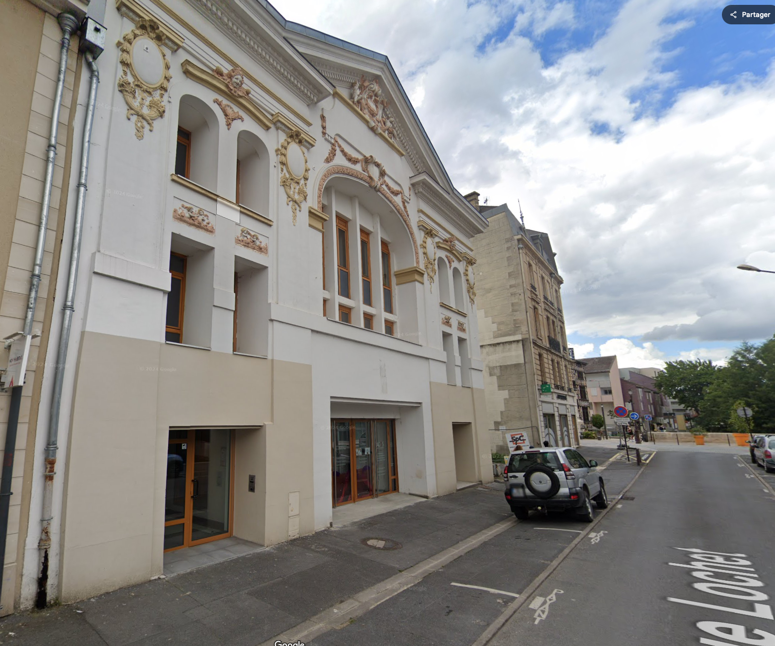 Aménagement d’un cabinet d’expertise comptable, dans un immeuble existant, à Châlons-en-Champagne. 2023