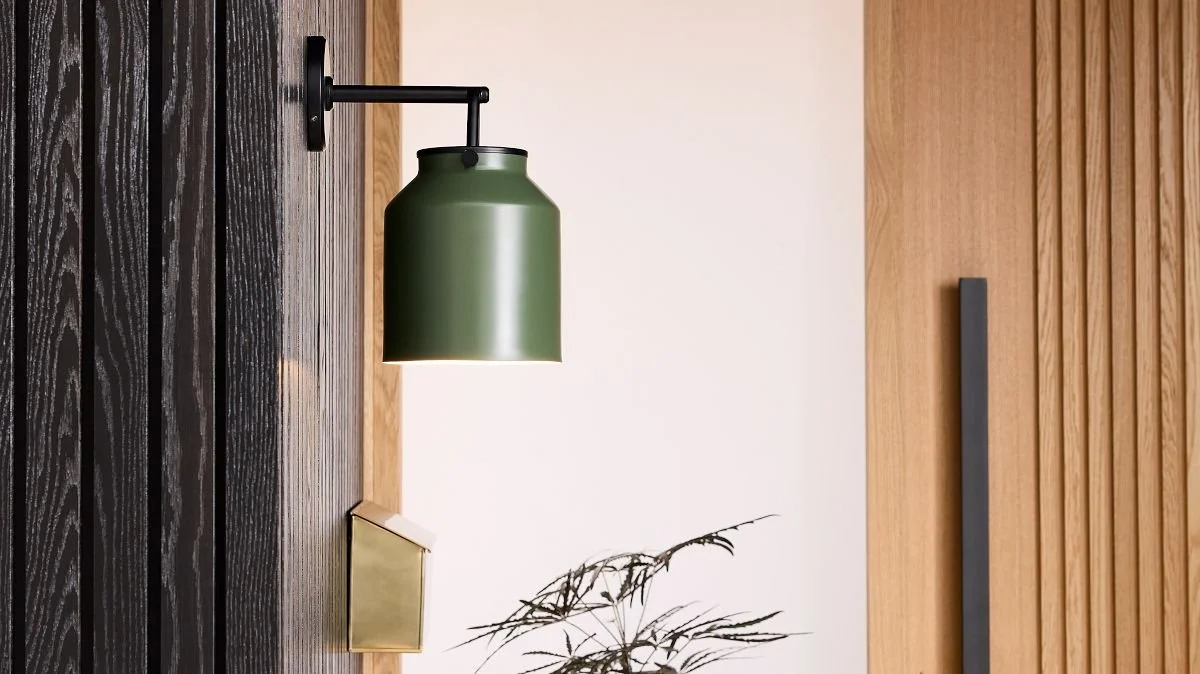 henry-outdoor-sconce-75-16-fwh (1).jpg