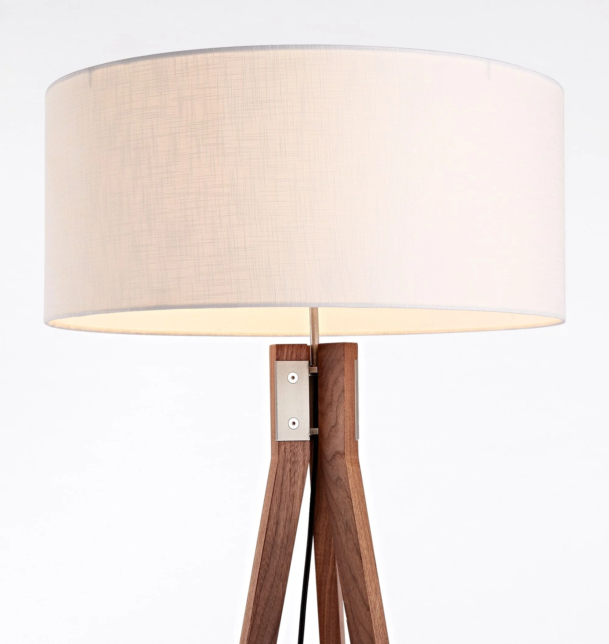 folk-tripod-floor-lamp-xl (1).jpg