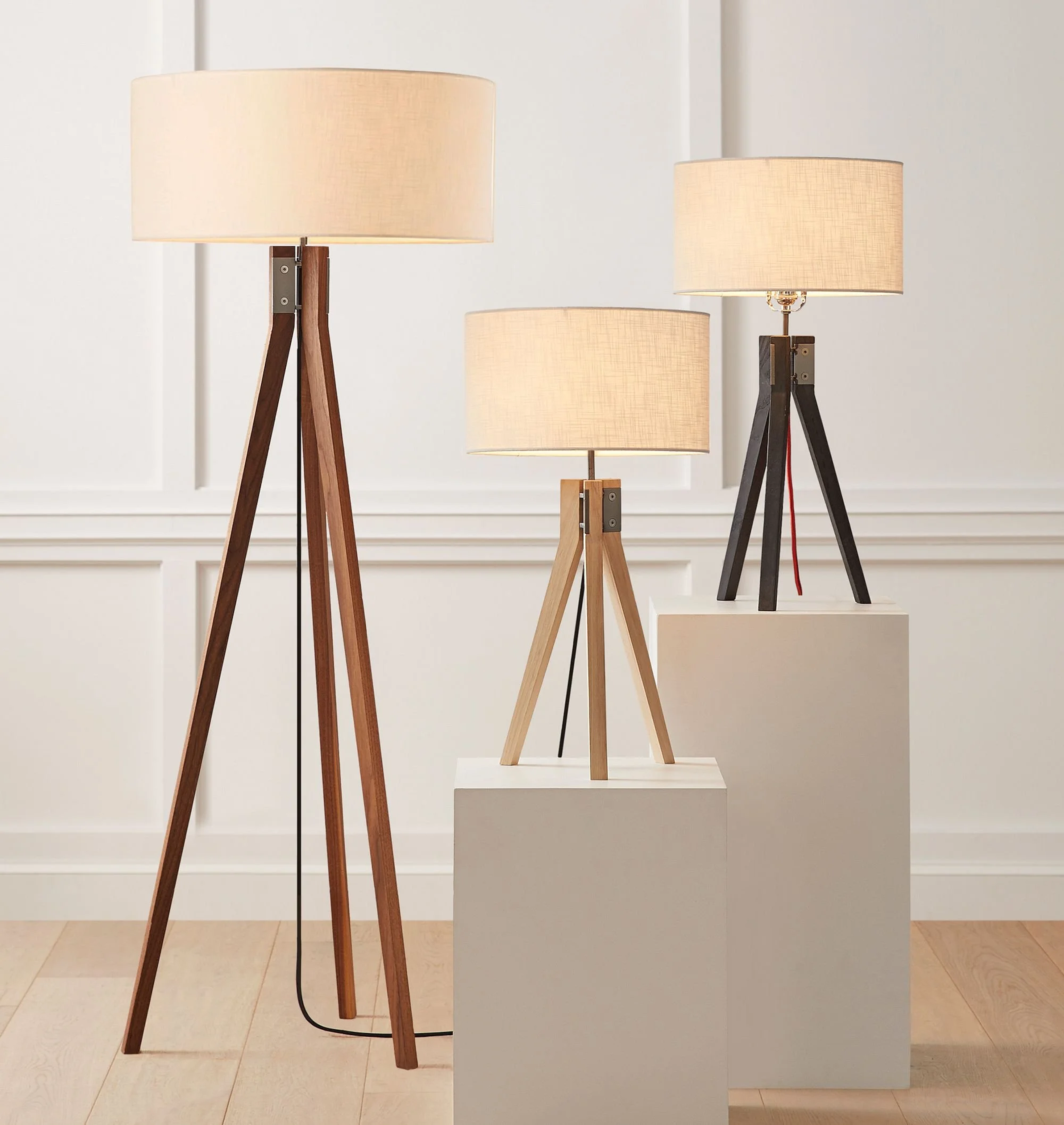 folk-tripod-table-lamp-xl.jpg