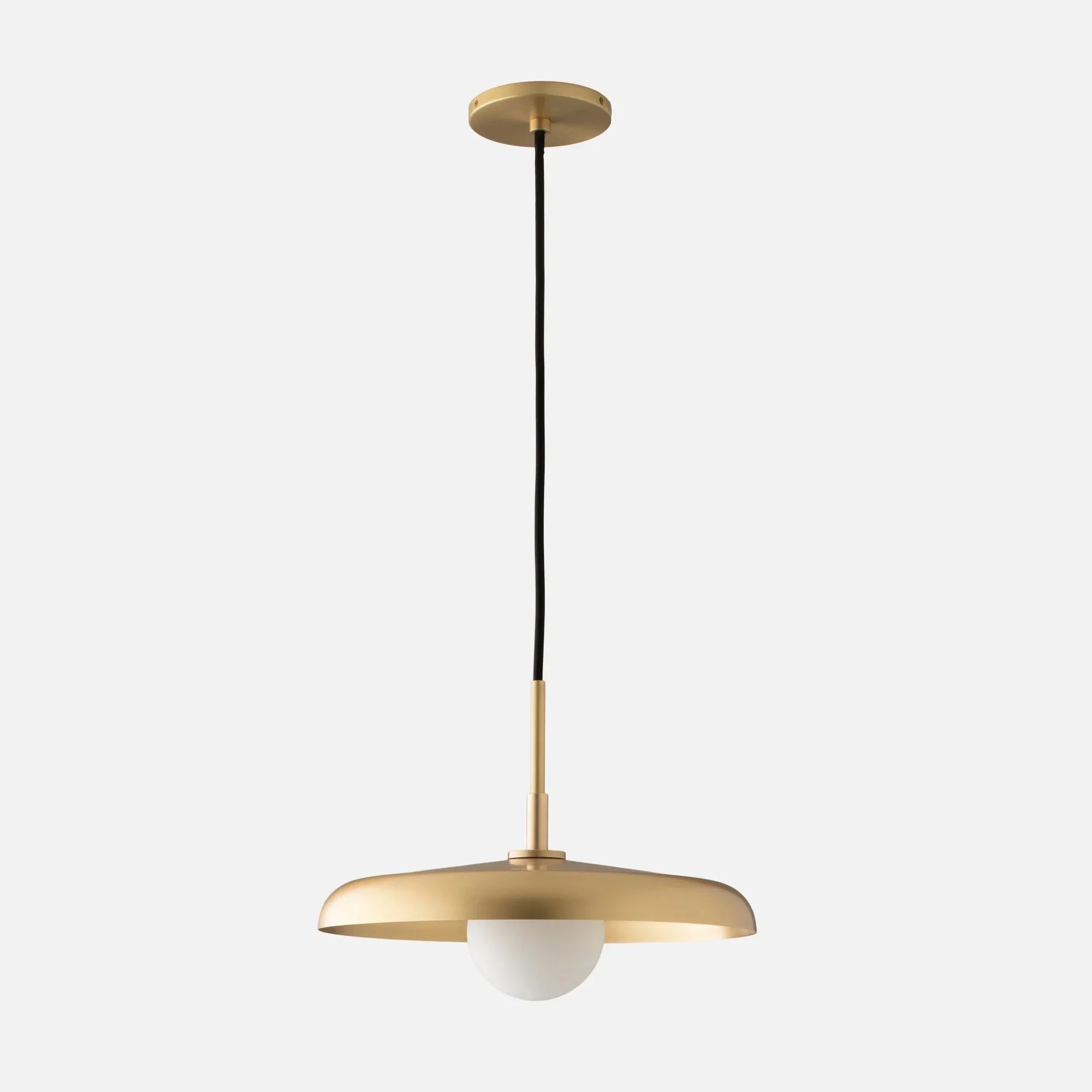 fall24_141828_caldera-15_-pendant-nb-nb_silo-_1x1_jw.jpeg