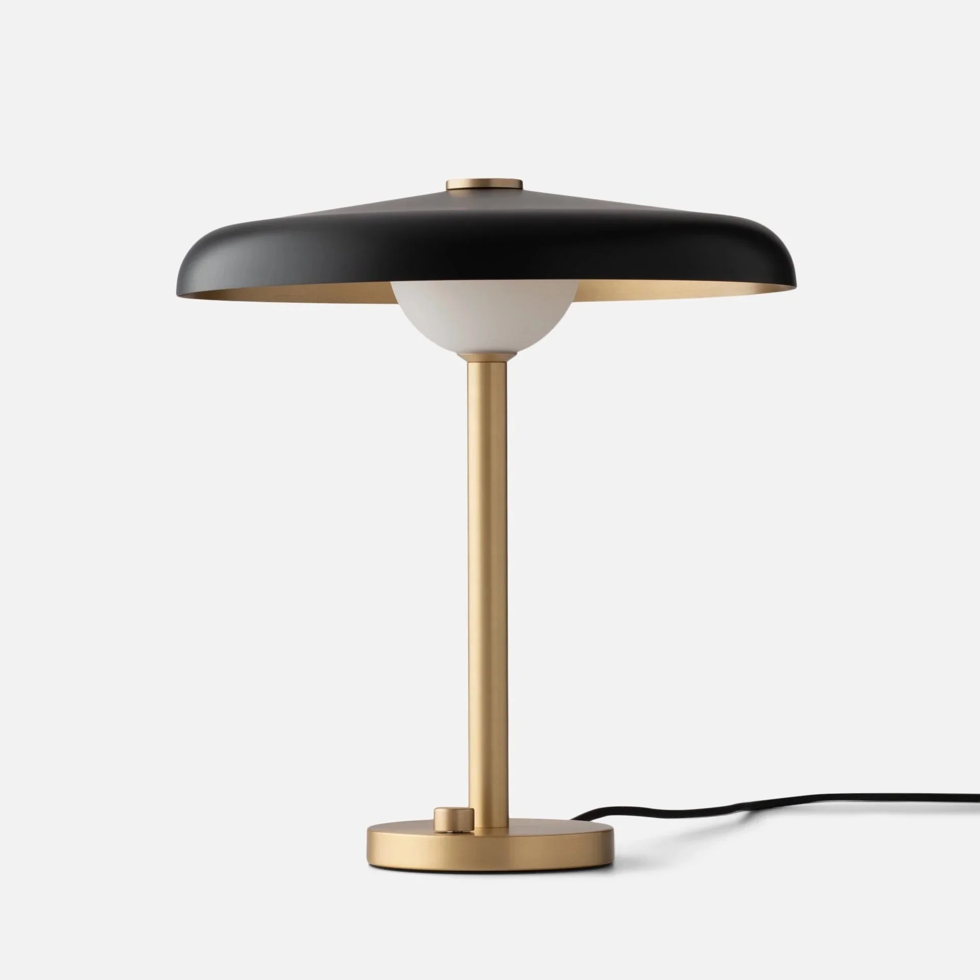 fall24_141856_caldera-15_-table-lamp_-nb-tb_silo-_1x1_jw.jpeg