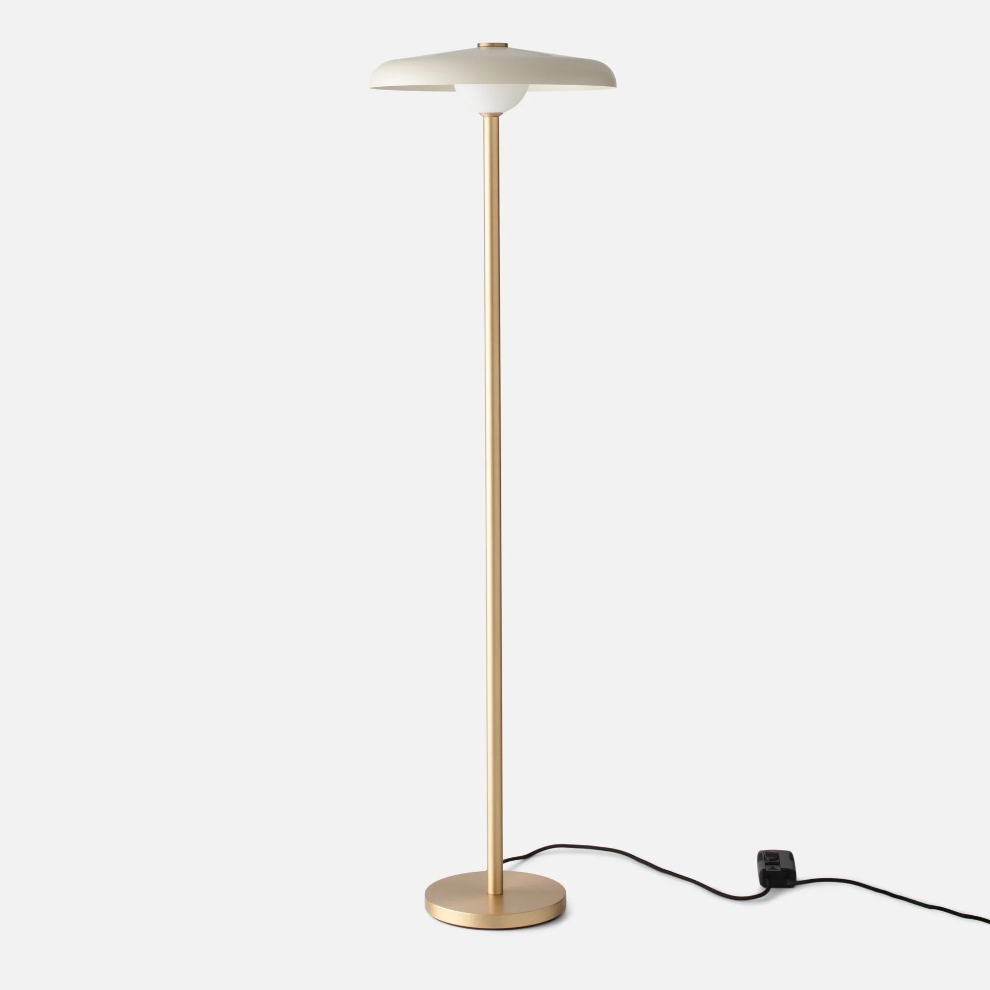 fall24_141872_caldera-floor-lamp-nb-swt-s_silo-_1x1_jw.jpeg