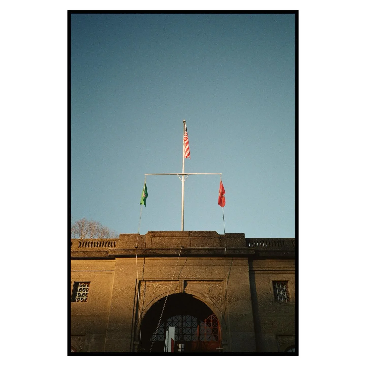 Some late February shots from around Seattle and on my way to Phoenix. Positively chuffed with the results of the first roll from the XA2 with @kodak_shootfilm Gold 200, hyped to see what else comes out of it in the coming days. 

Next stop: @uscupmt